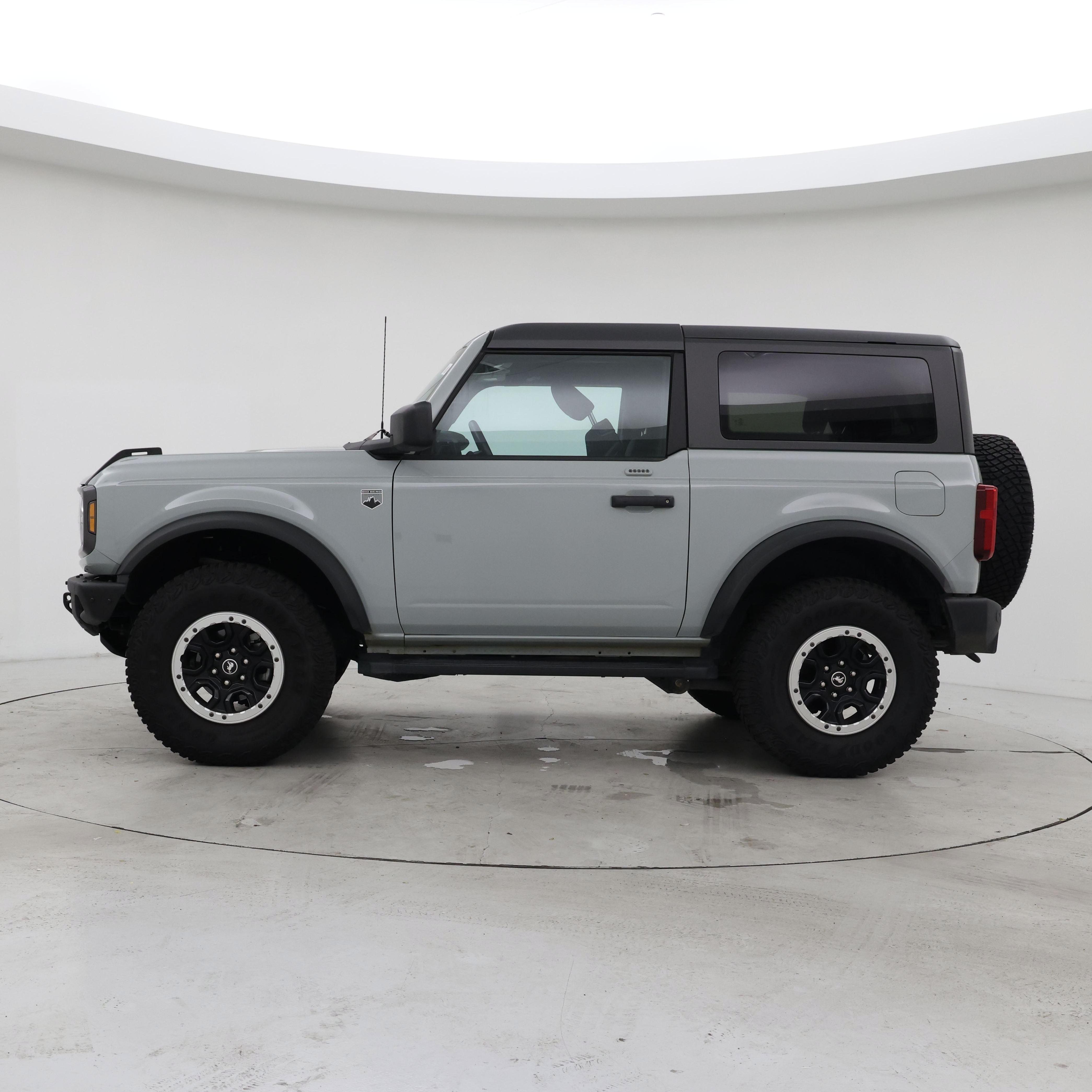 Thumbnail: 2022 Ford Bronco - 3