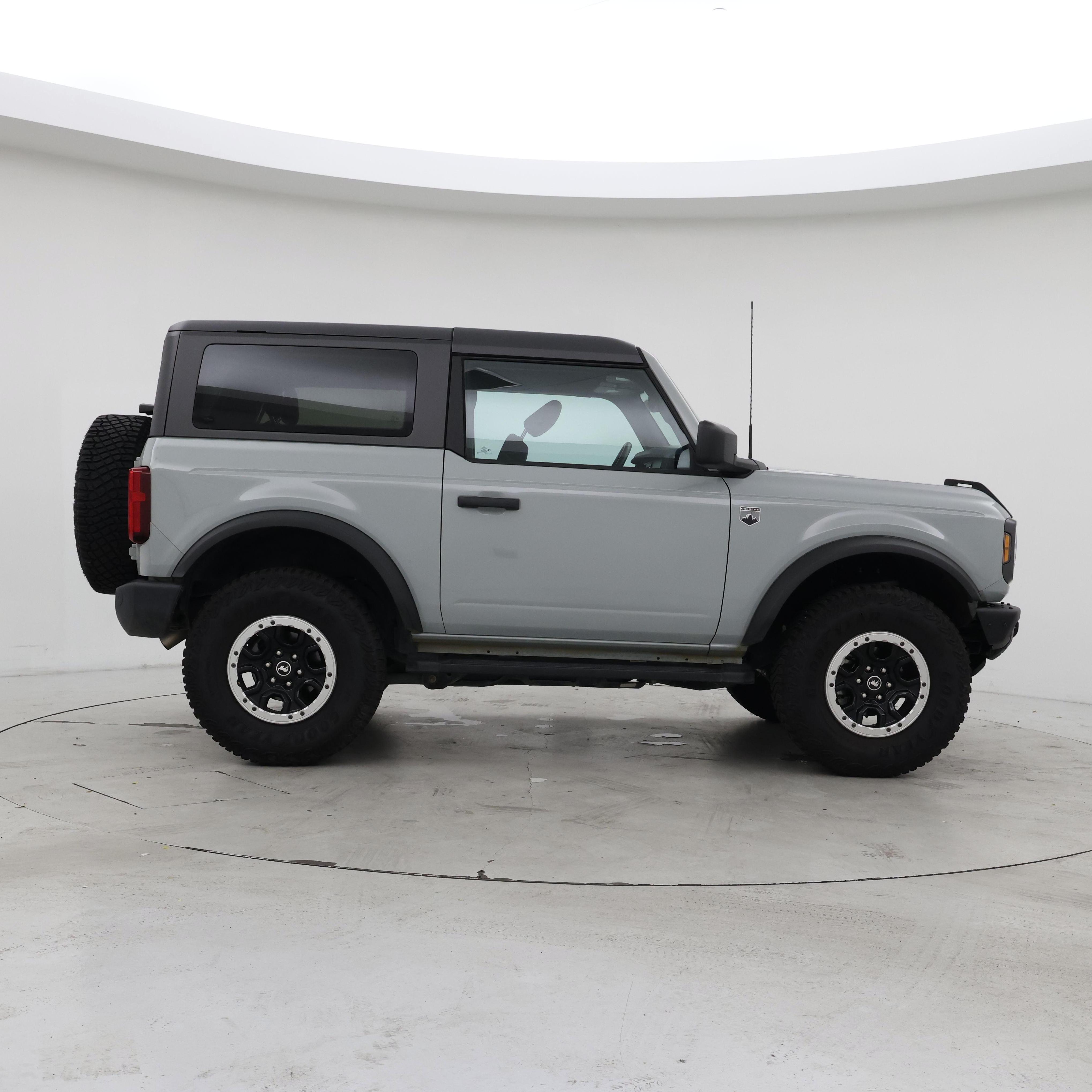 Thumbnail: 2022 Ford Bronco - 7