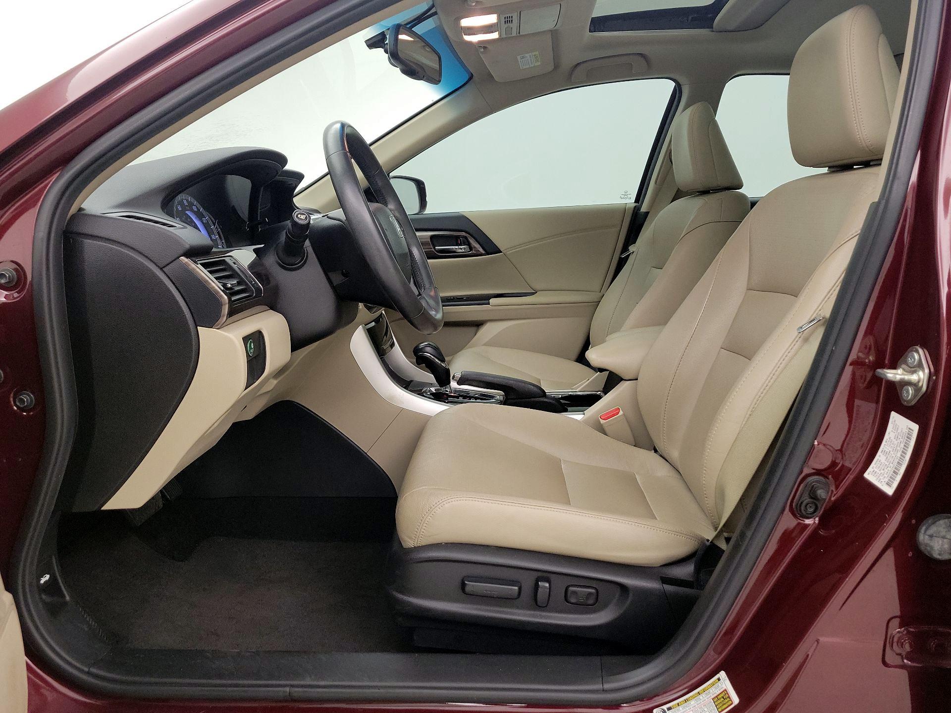 Thumbnail: 2016 Honda Accord - 11