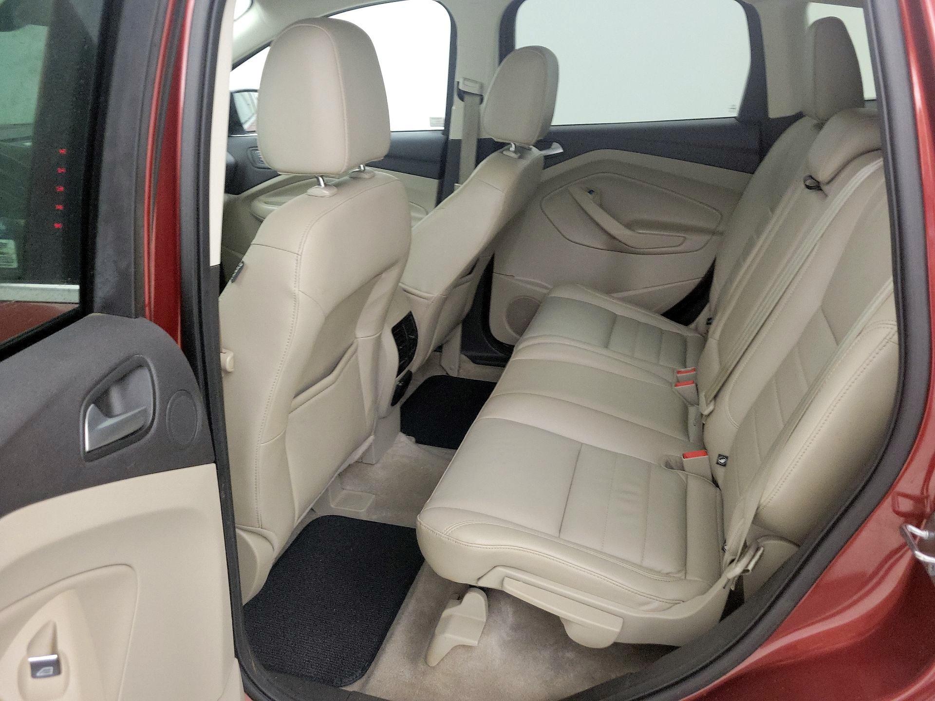 Thumbnail: 2015 Ford Escape - 18