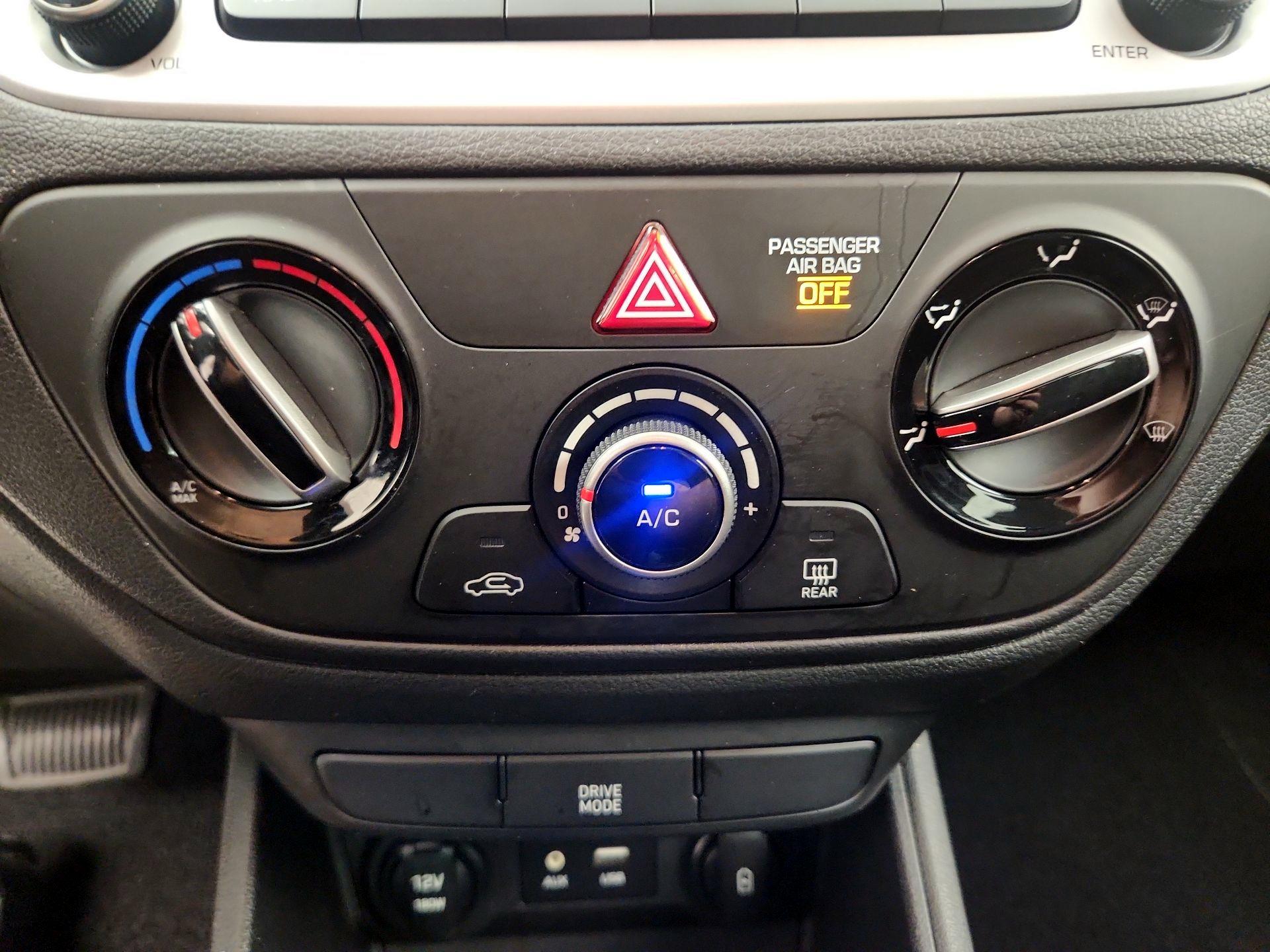 Thumbnail: 2021 Hyundai Accent - 14
