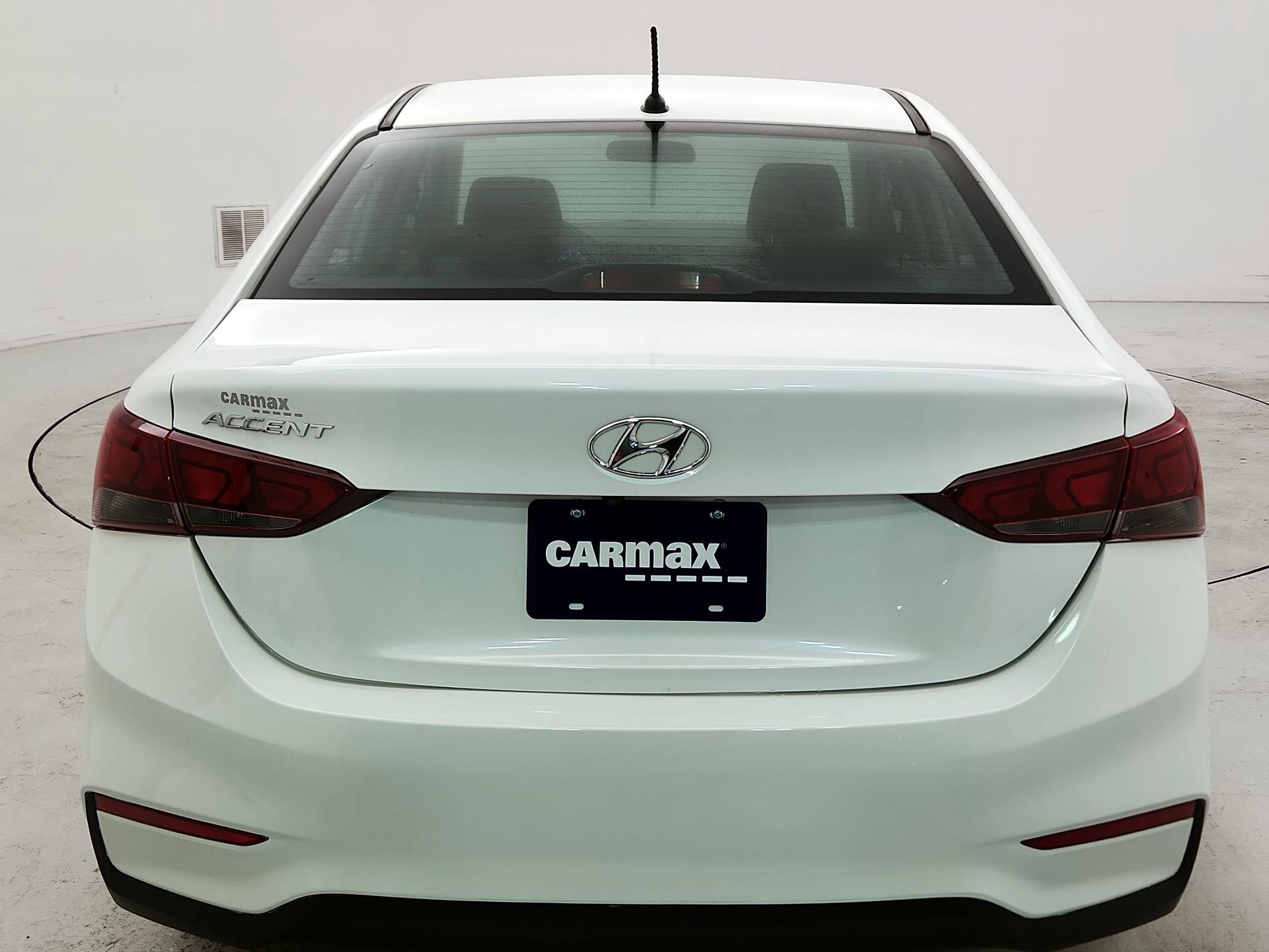 Thumbnail: 2021 Hyundai Accent - 6