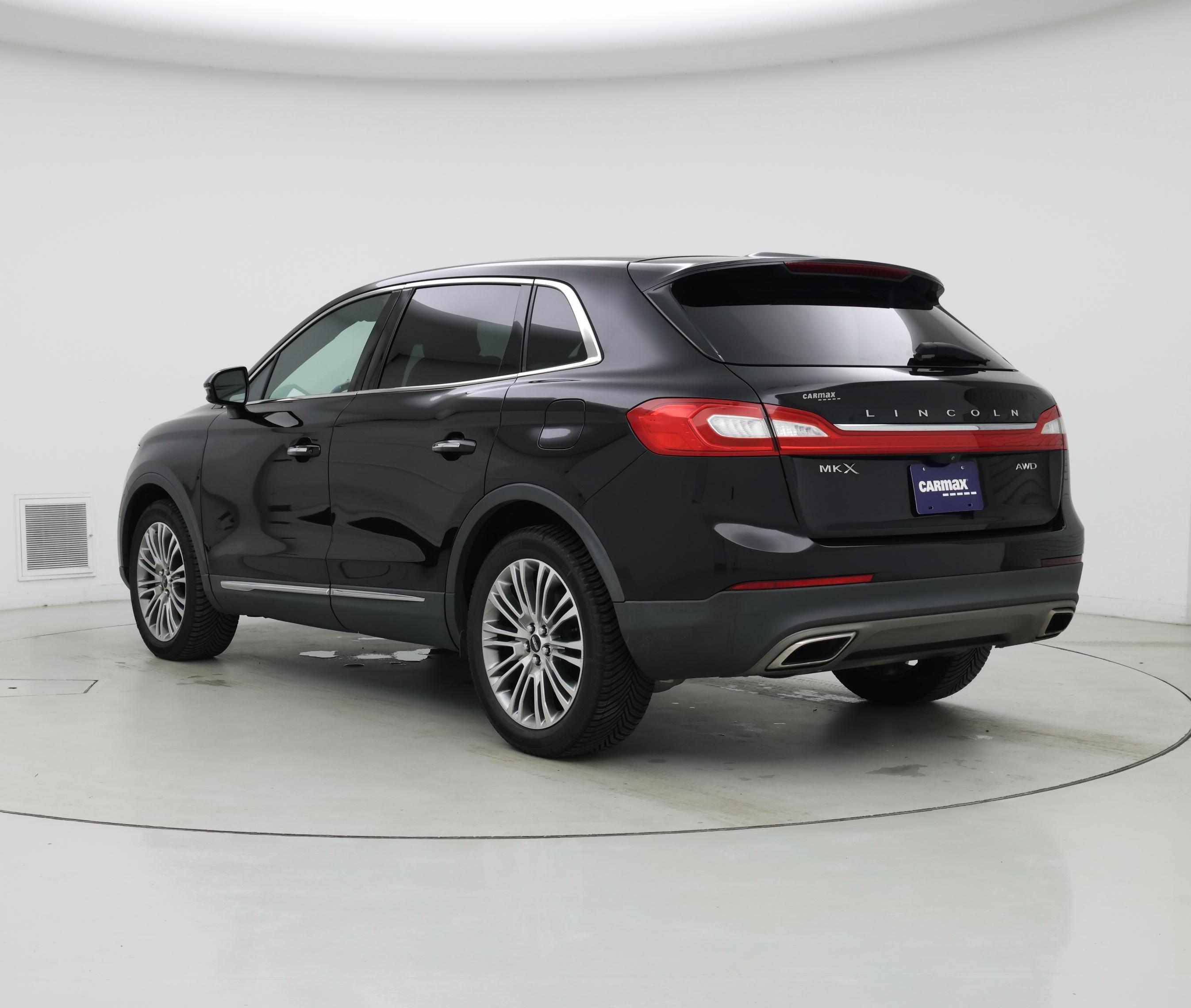 Thumbnail: 2018 Lincoln MKX - 2