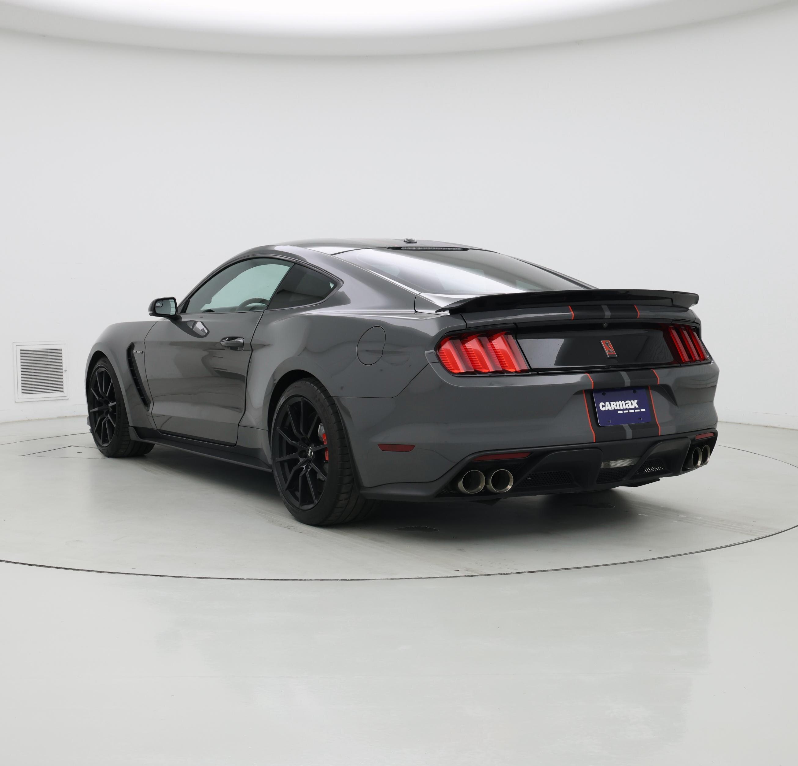 Thumbnail: 2018 Ford Mustang - 2