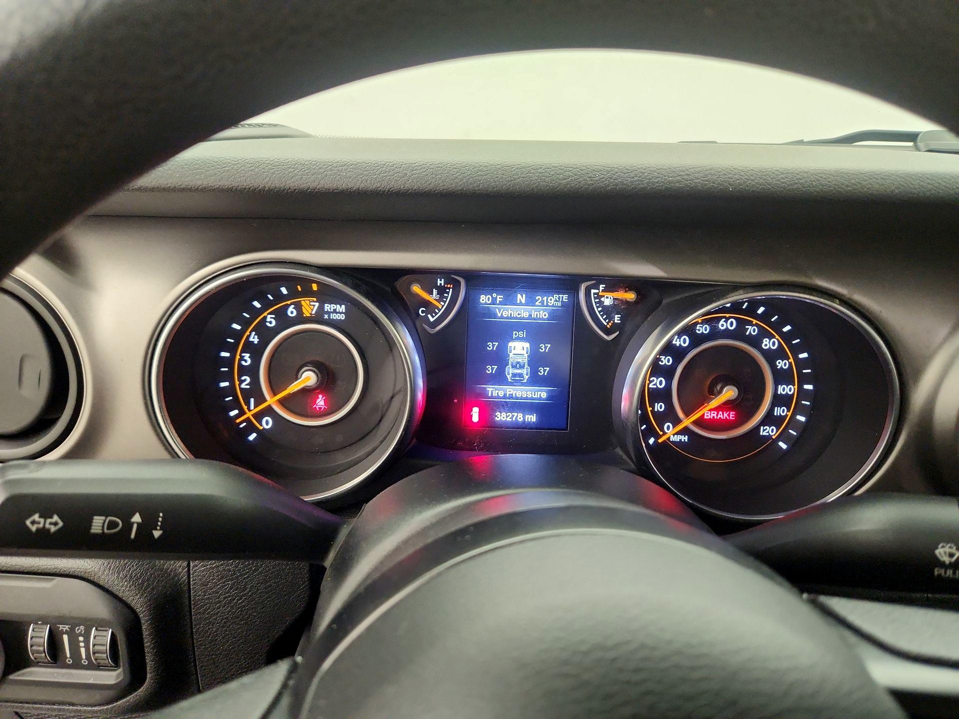 Thumbnail: 2020 Jeep Wrangler - 10