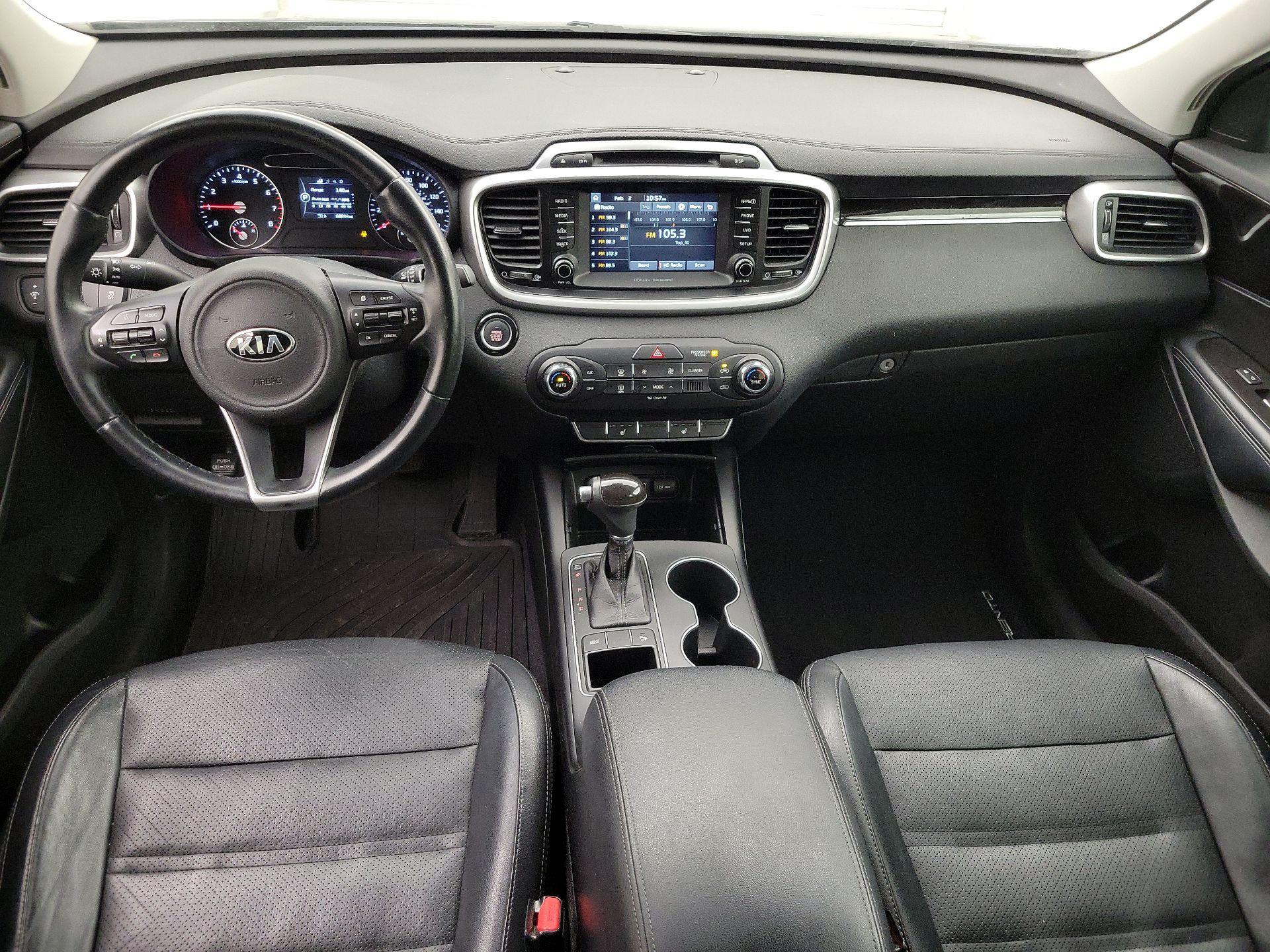 Thumbnail: 2017 Kia Sorento - 9