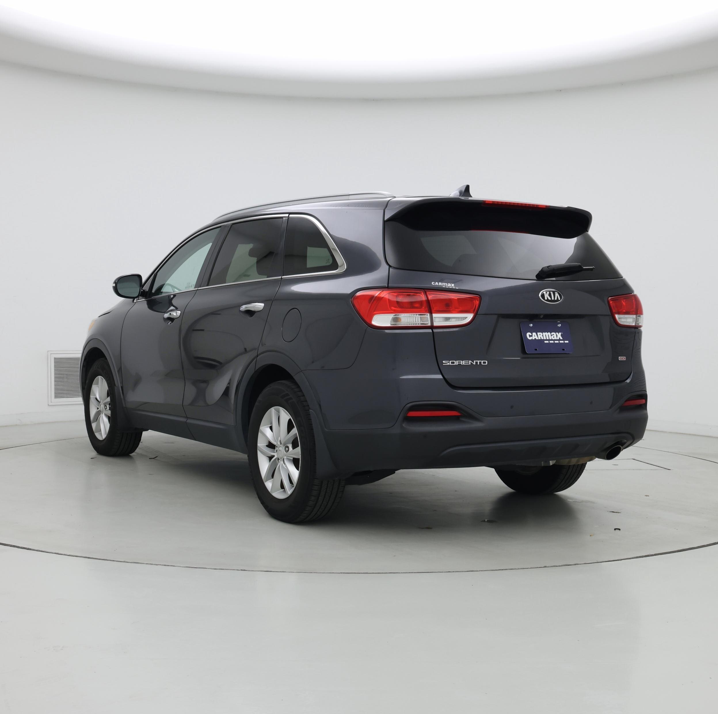 Thumbnail: 2017 Kia Sorento - 2