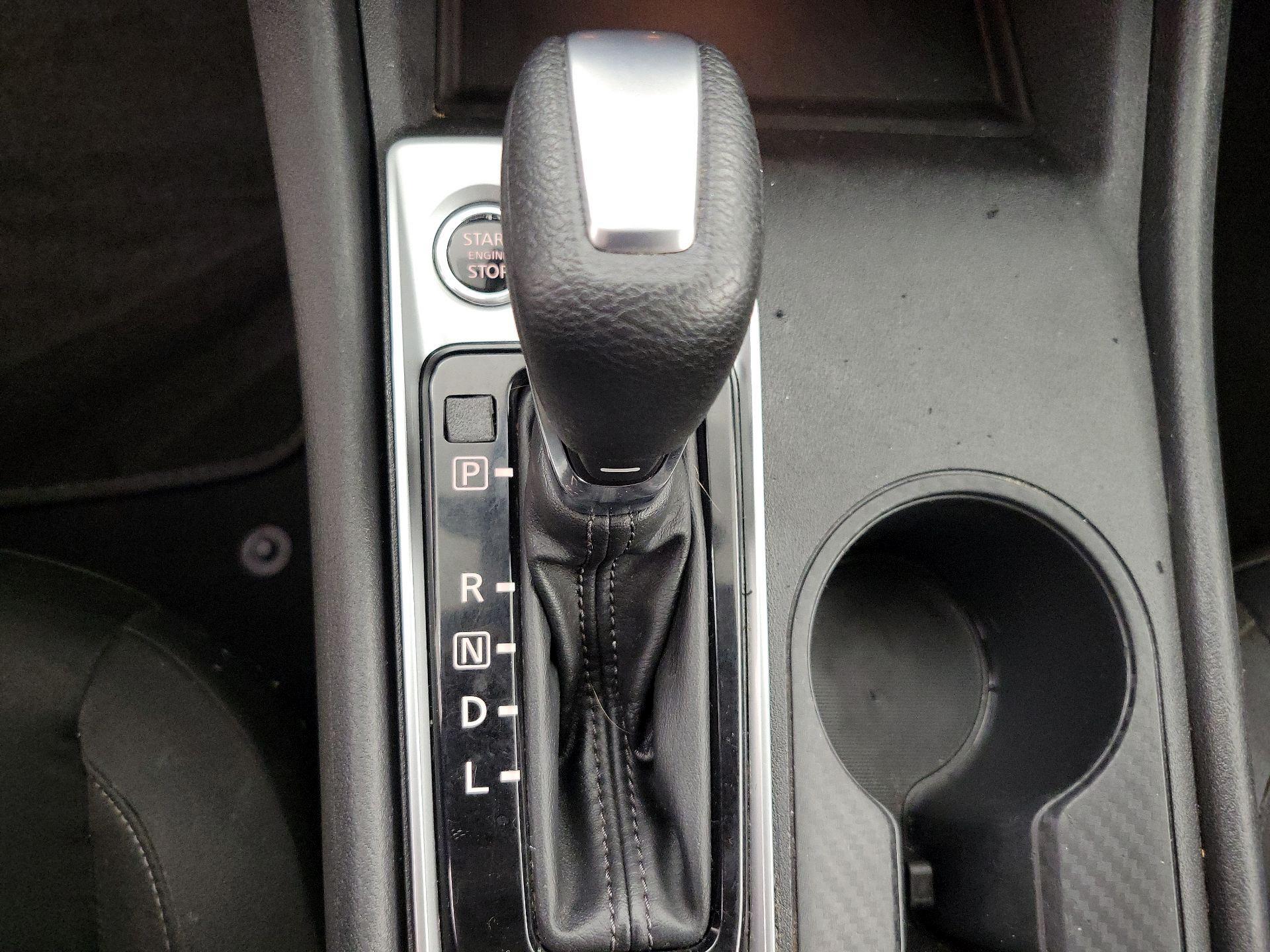 Thumbnail: 2022 Nissan Altima - 17