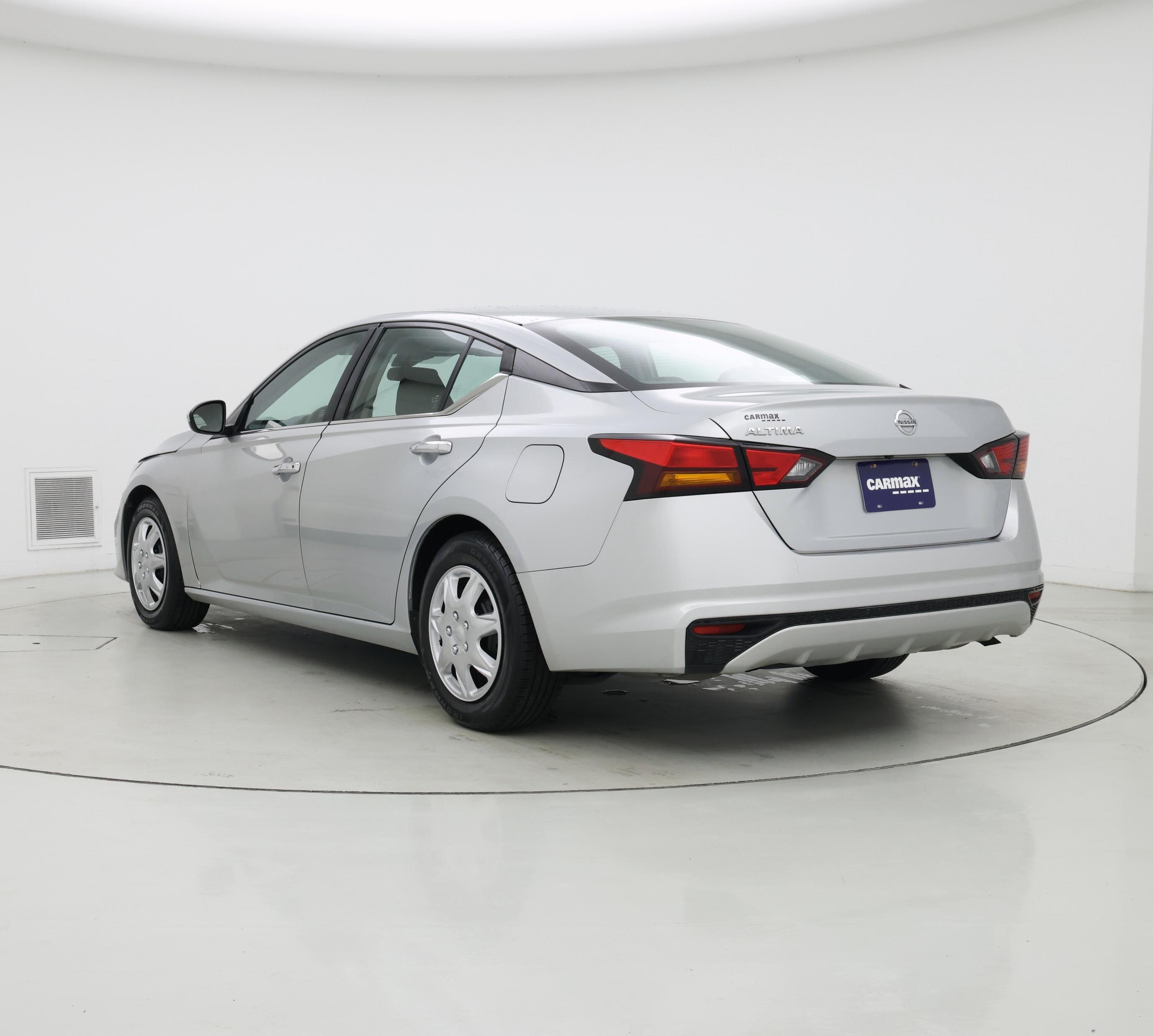 Thumbnail: 2022 Nissan Altima - 2