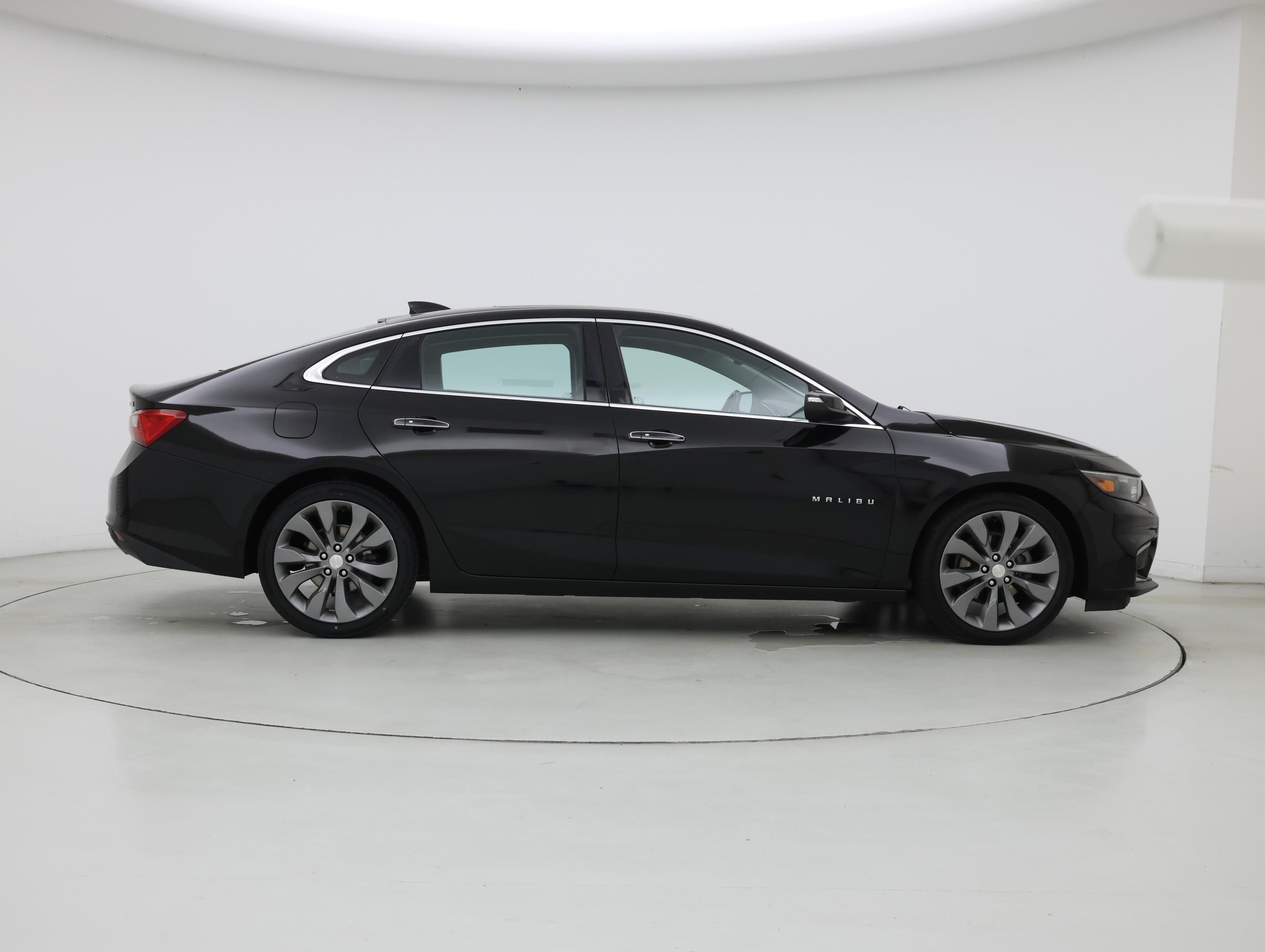 Thumbnail: 2016 Chevrolet Malibu - 7