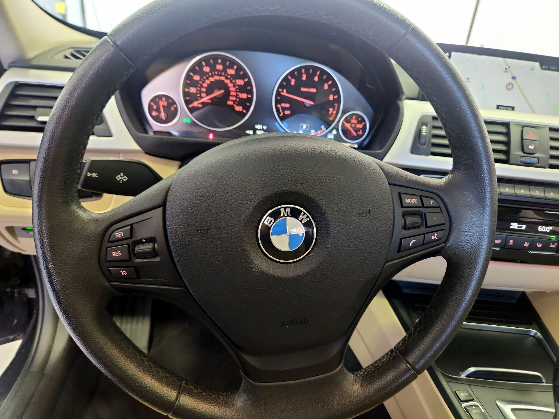 Thumbnail: 2018 BMW 3 Series - 10