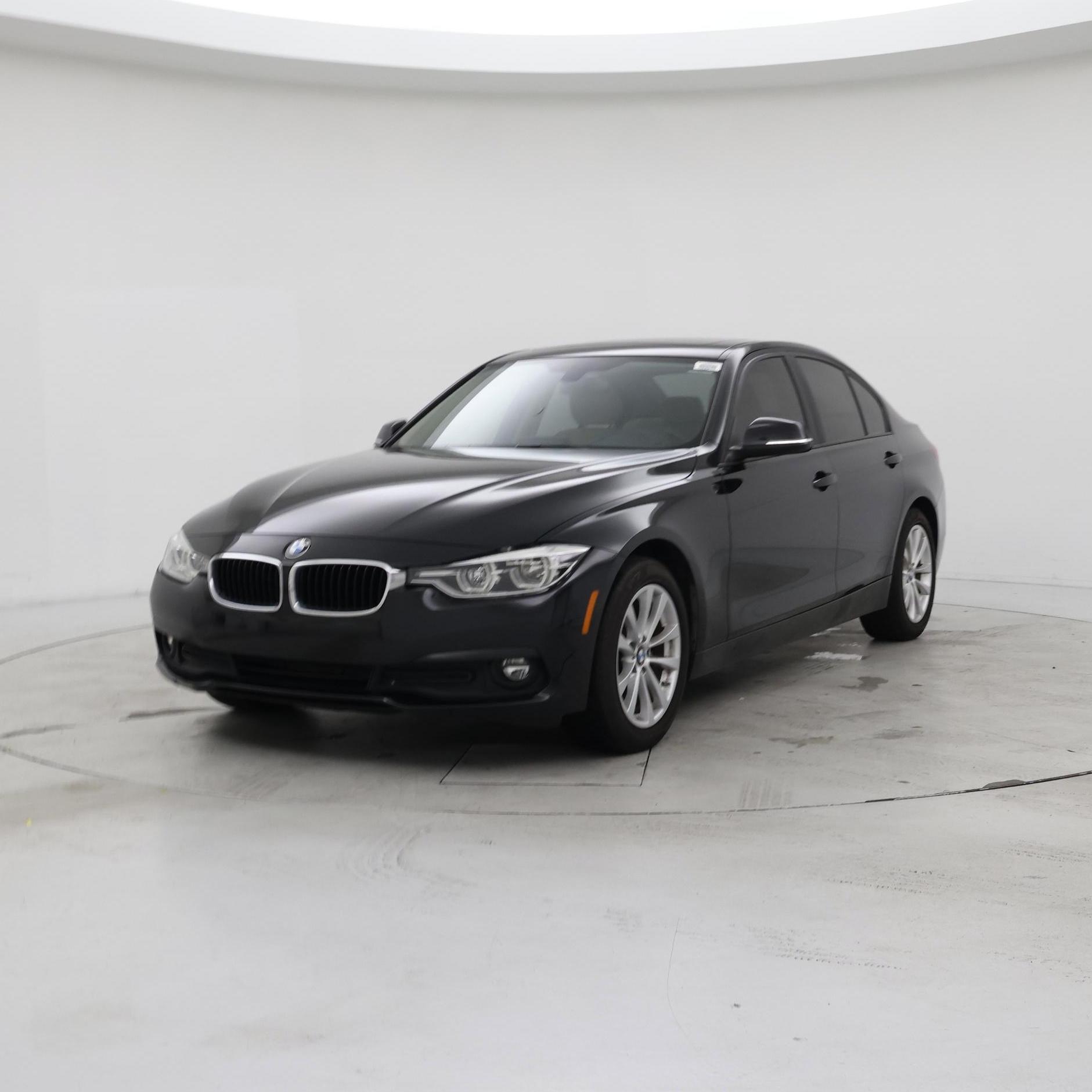 Thumbnail: 2018 BMW 3 Series - 4