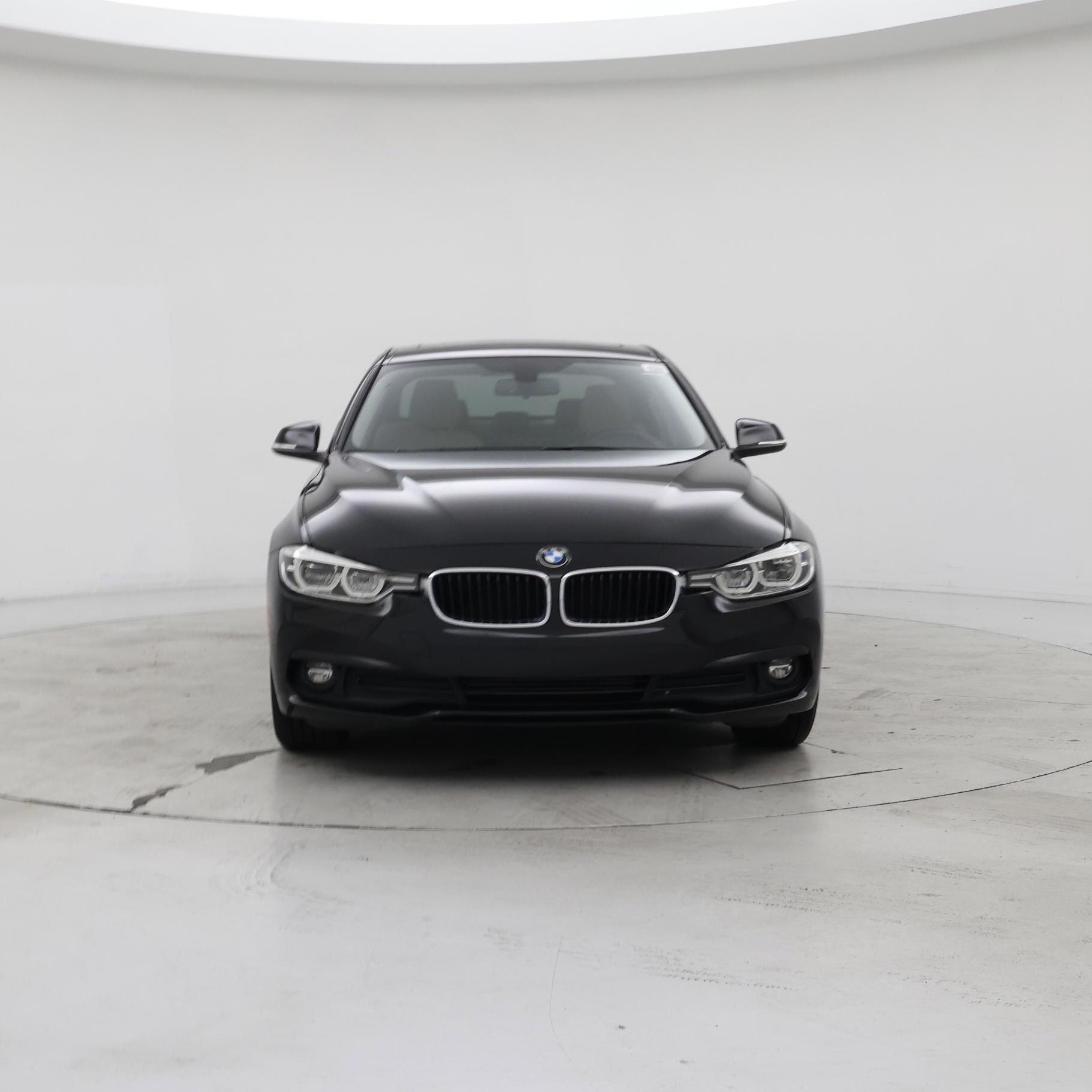 Thumbnail: 2018 BMW 3 Series - 5