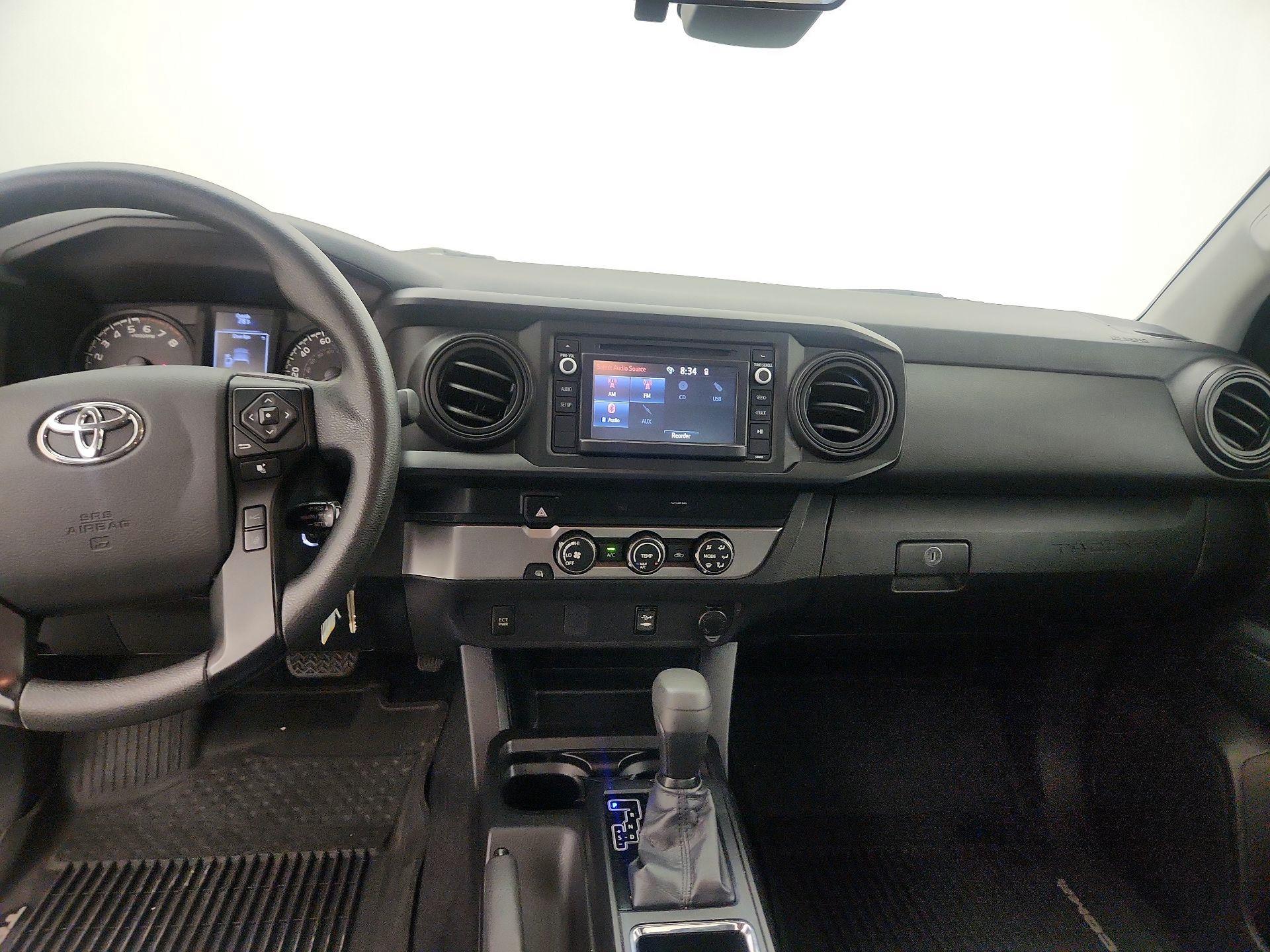 Thumbnail: 2019 Toyota Tacoma - 9