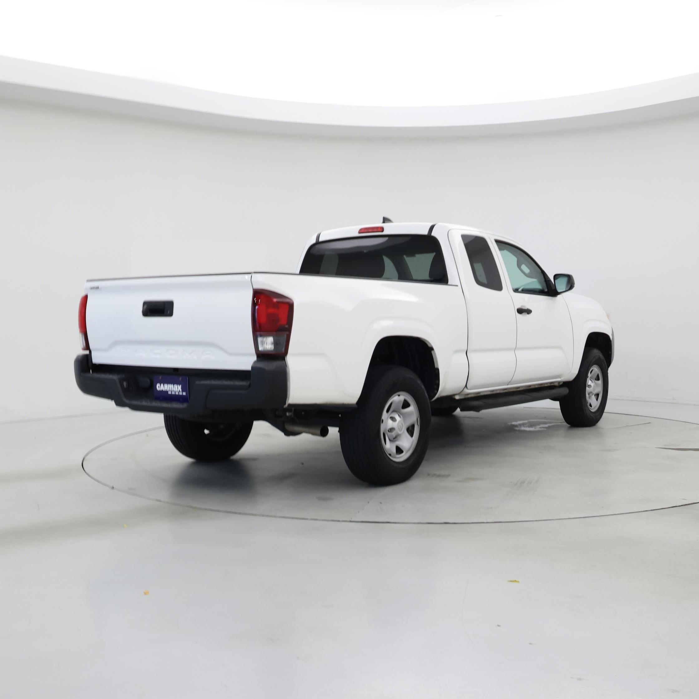 Thumbnail: 2019 Toyota Tacoma - 8
