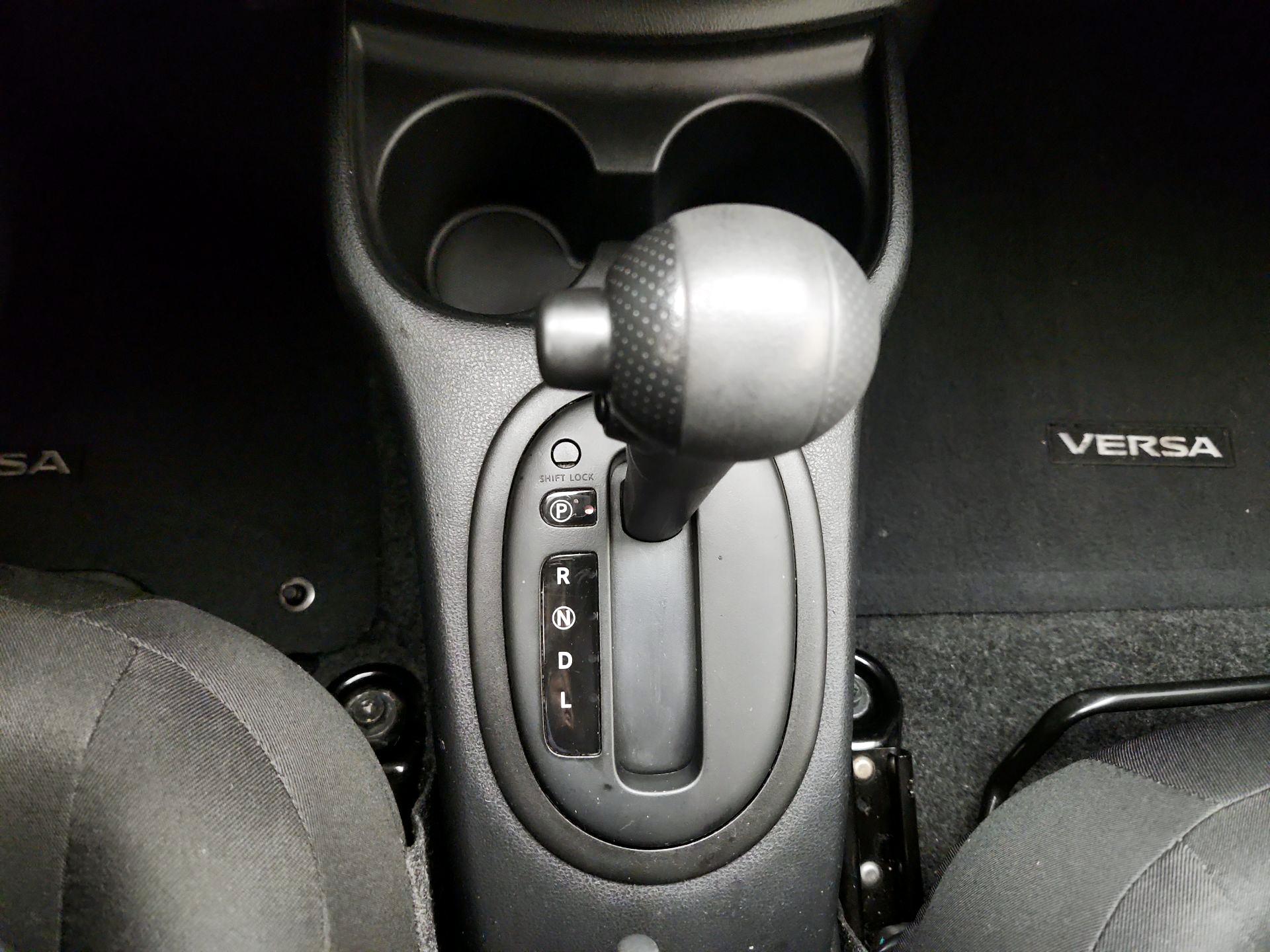 Thumbnail: 2016 Nissan Versa - 15
