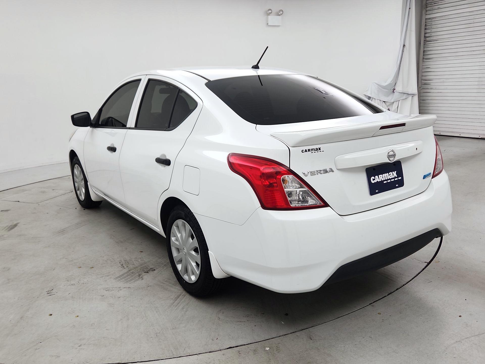 Thumbnail: 2016 Nissan Versa - 7