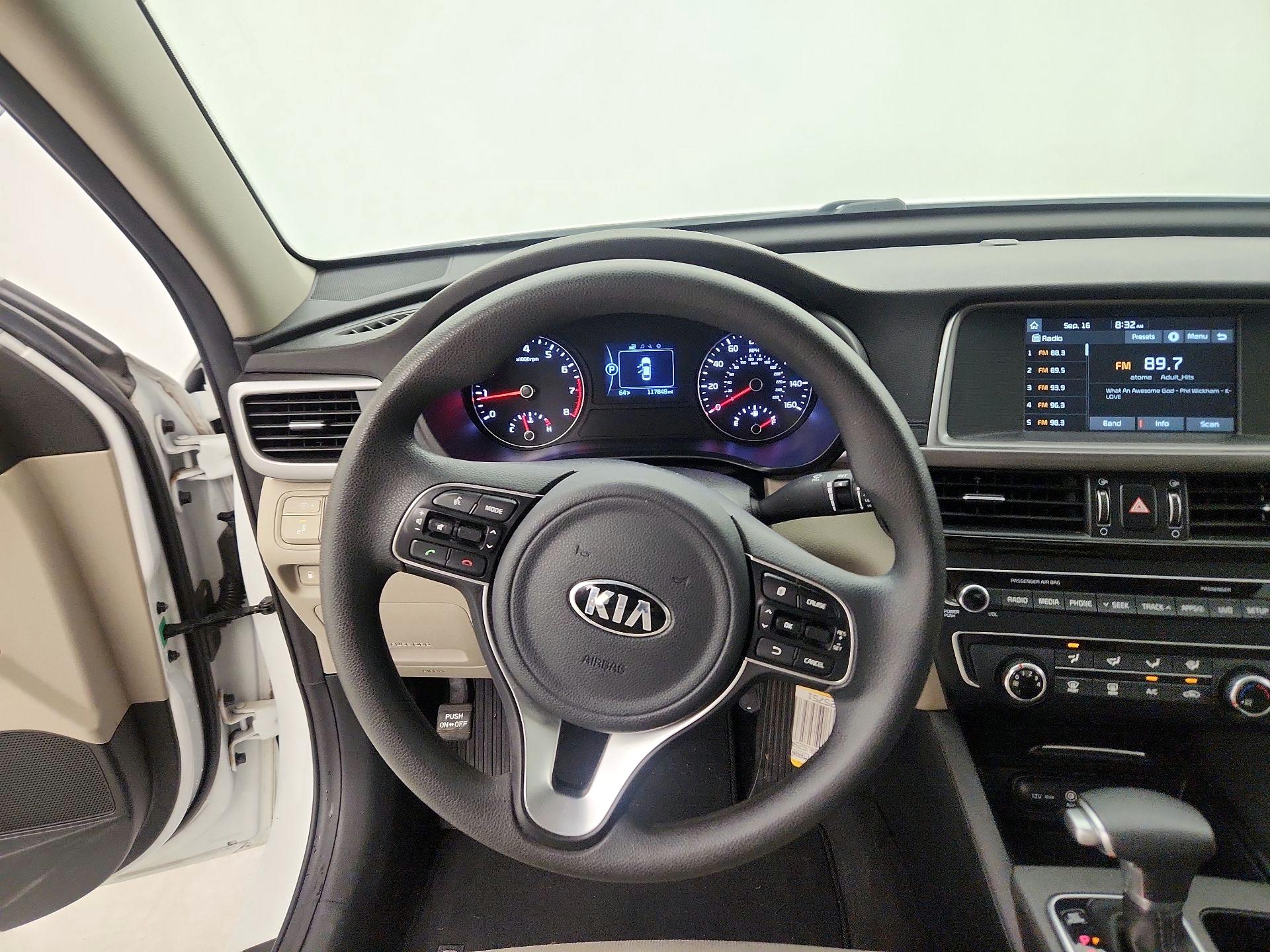 Thumbnail: 2018 Kia Optima - 10
