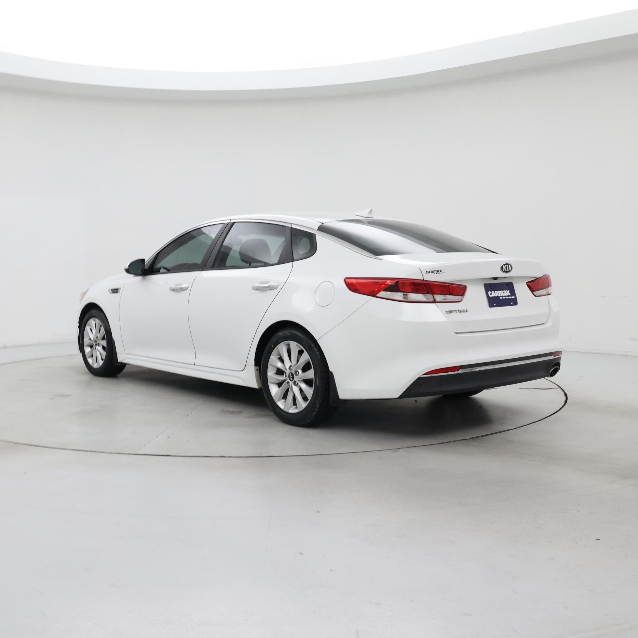 Thumbnail: 2018 Kia Optima - 2