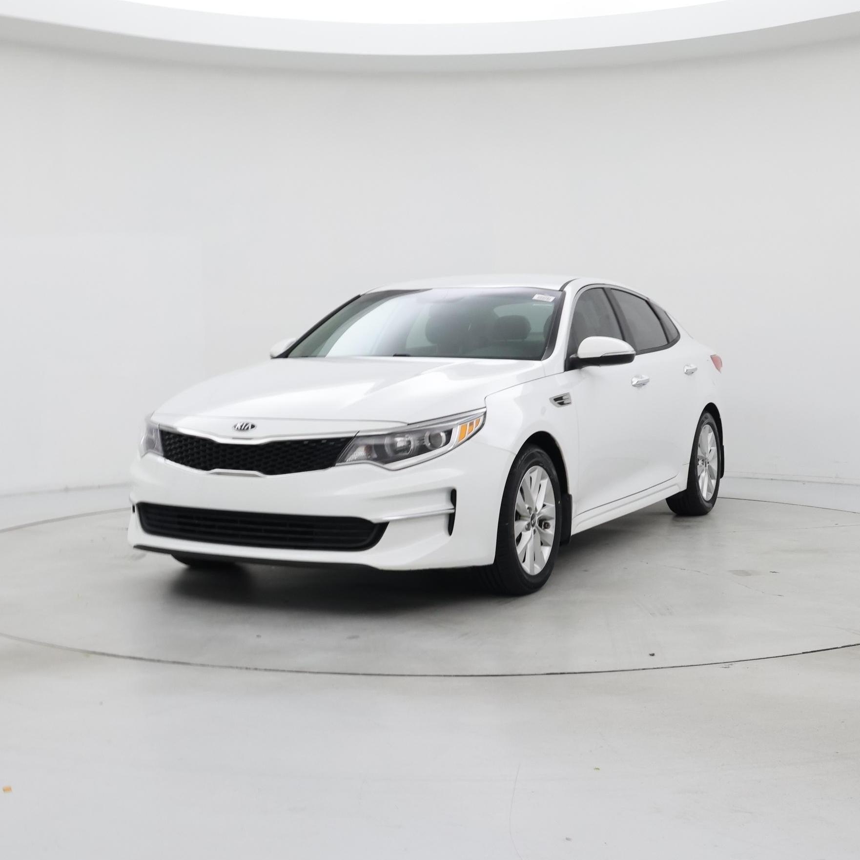 Thumbnail: 2018 Kia Optima - 4