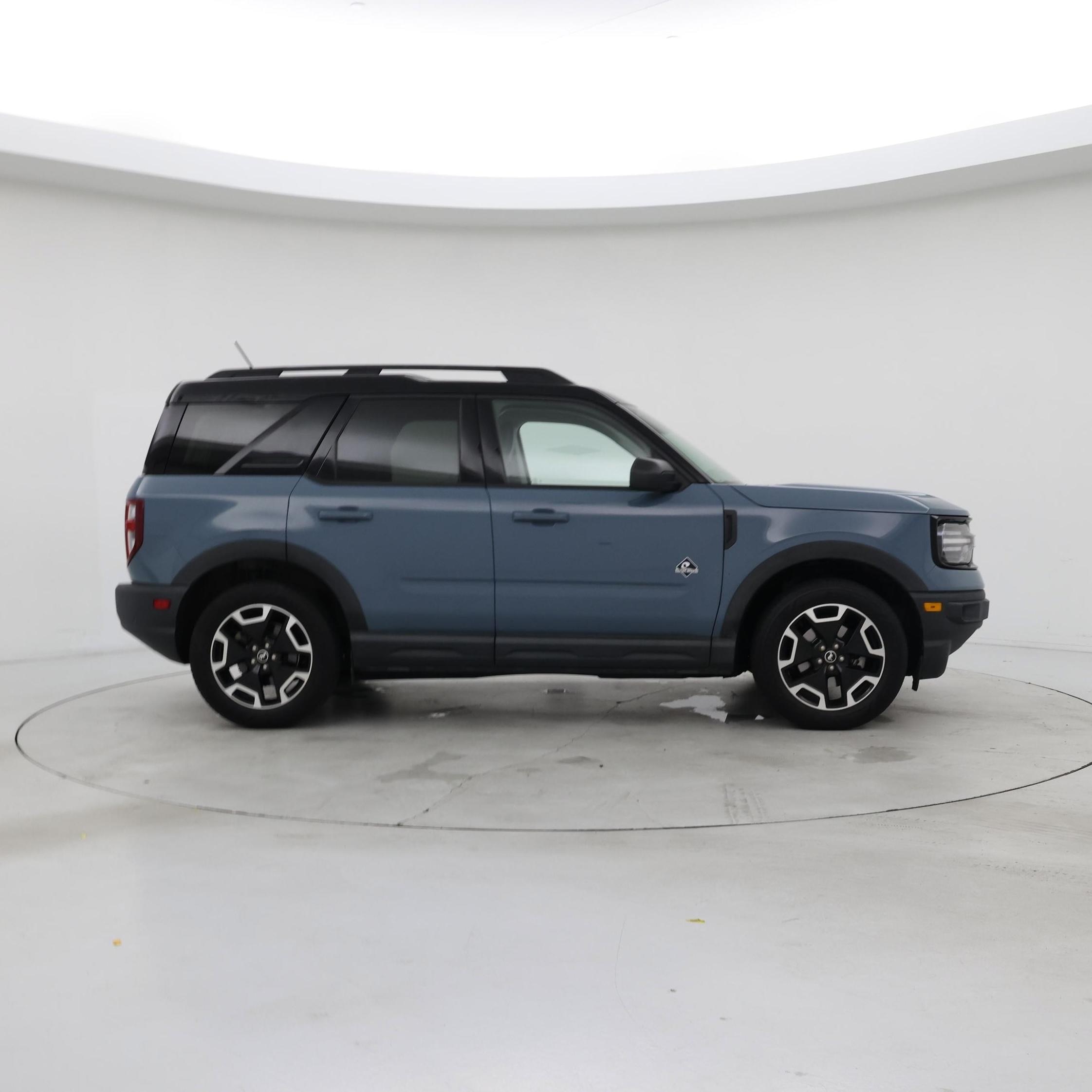 Thumbnail: 2021 Ford Bronco Sport - 7