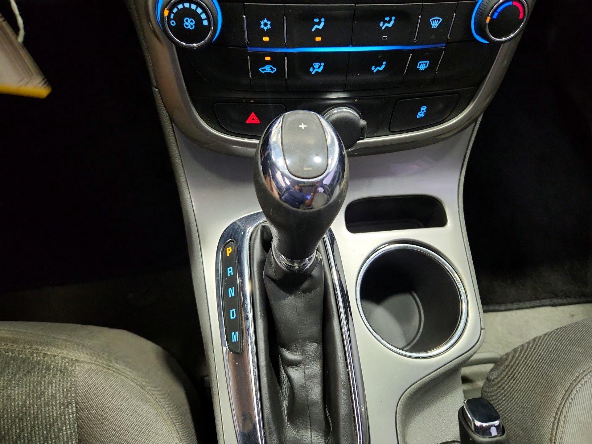 Thumbnail: 2014 Chevrolet Malibu - 16