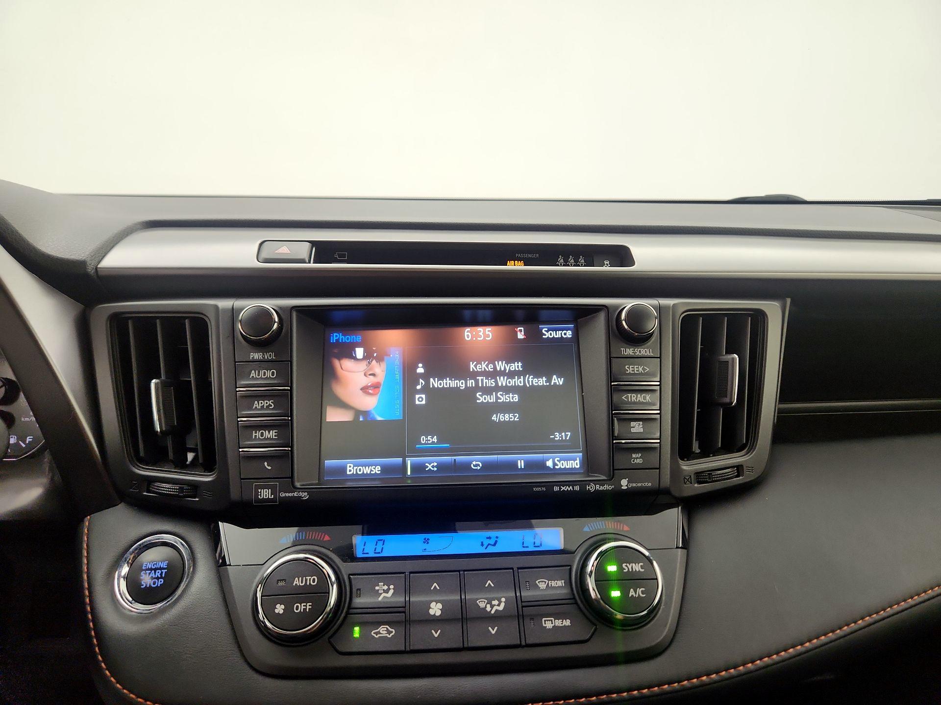 Thumbnail: 2018 Toyota RAV4 - 15