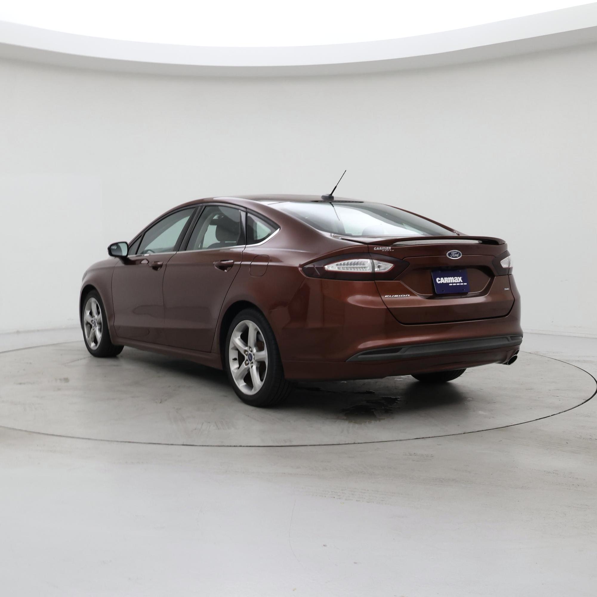 Thumbnail: 2015 Ford Fusion - 2