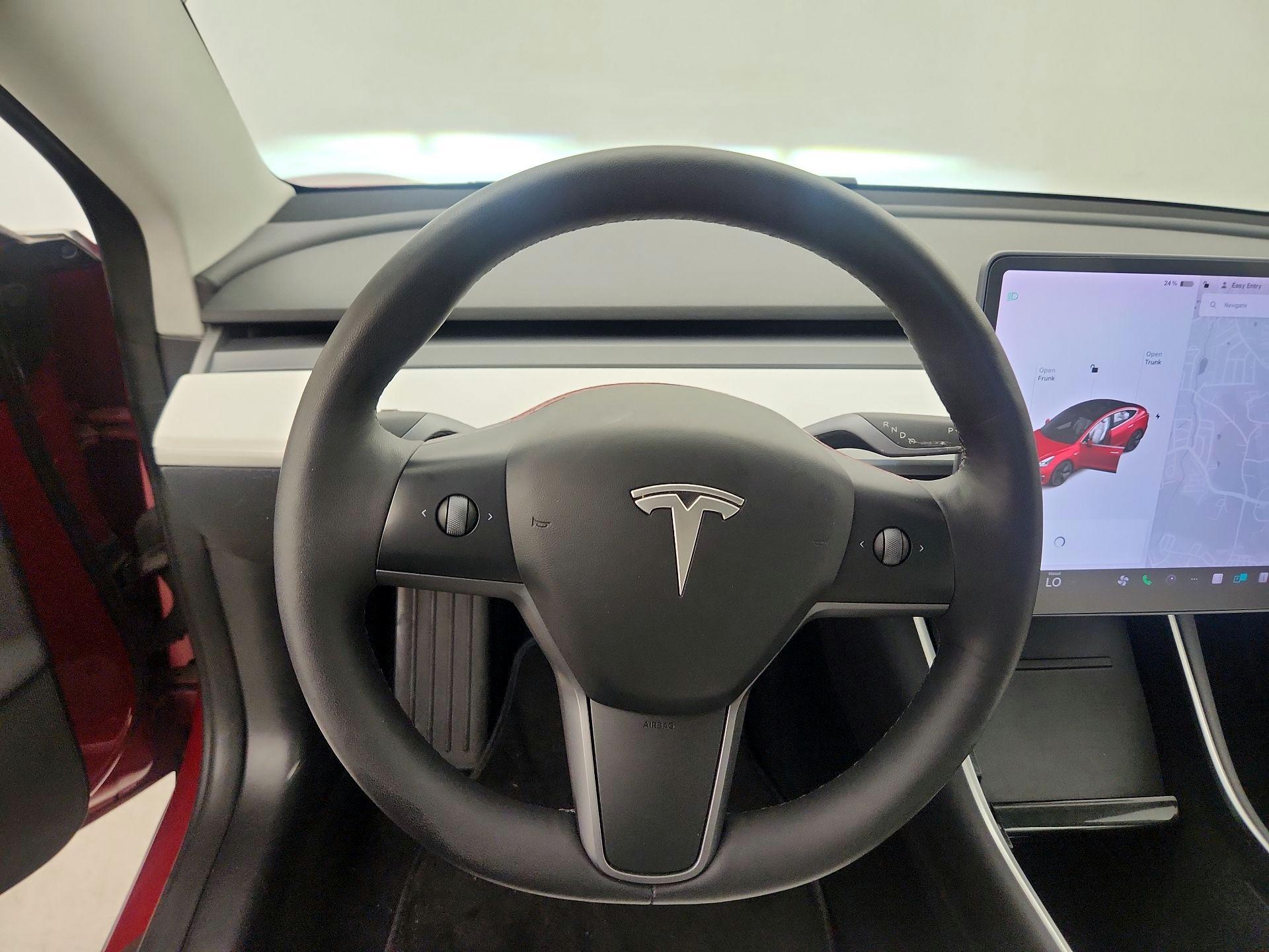 Thumbnail: 2019 Tesla Model 3 - 10