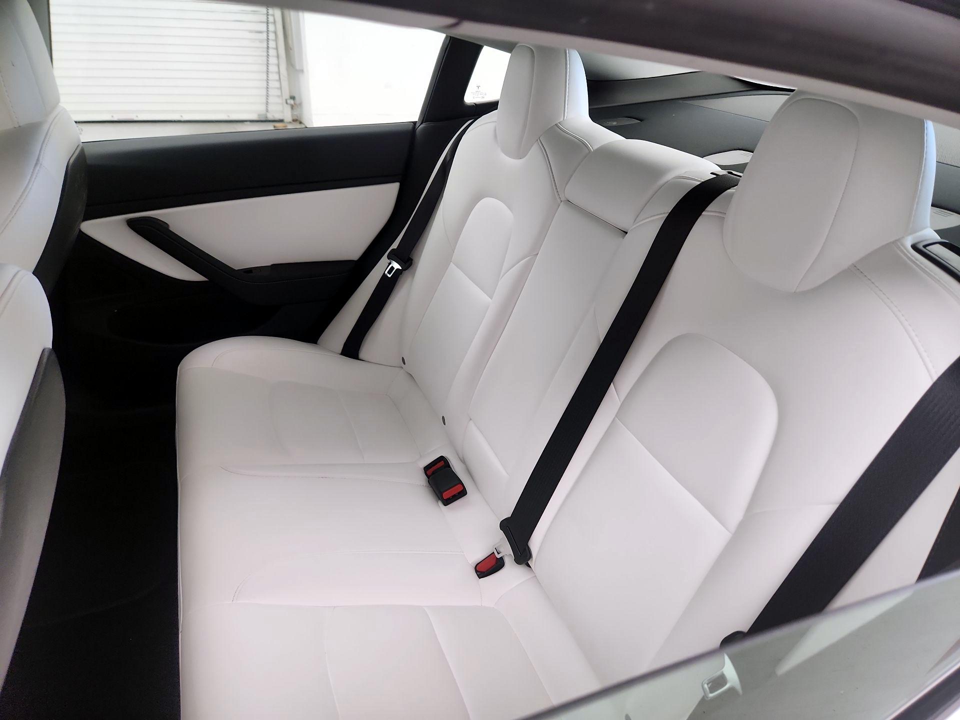 Thumbnail: 2019 Tesla Model 3 - 19