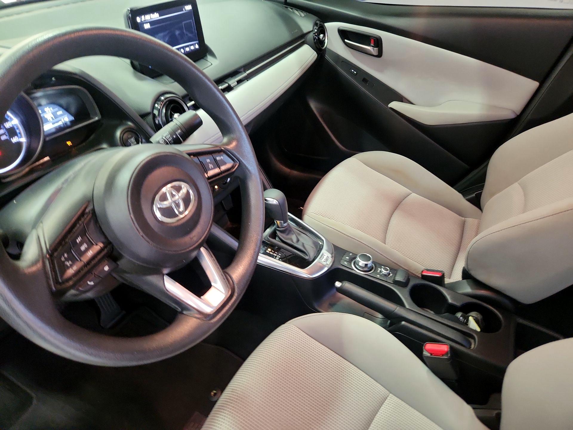 Thumbnail: 2019 Toyota Yaris - 11