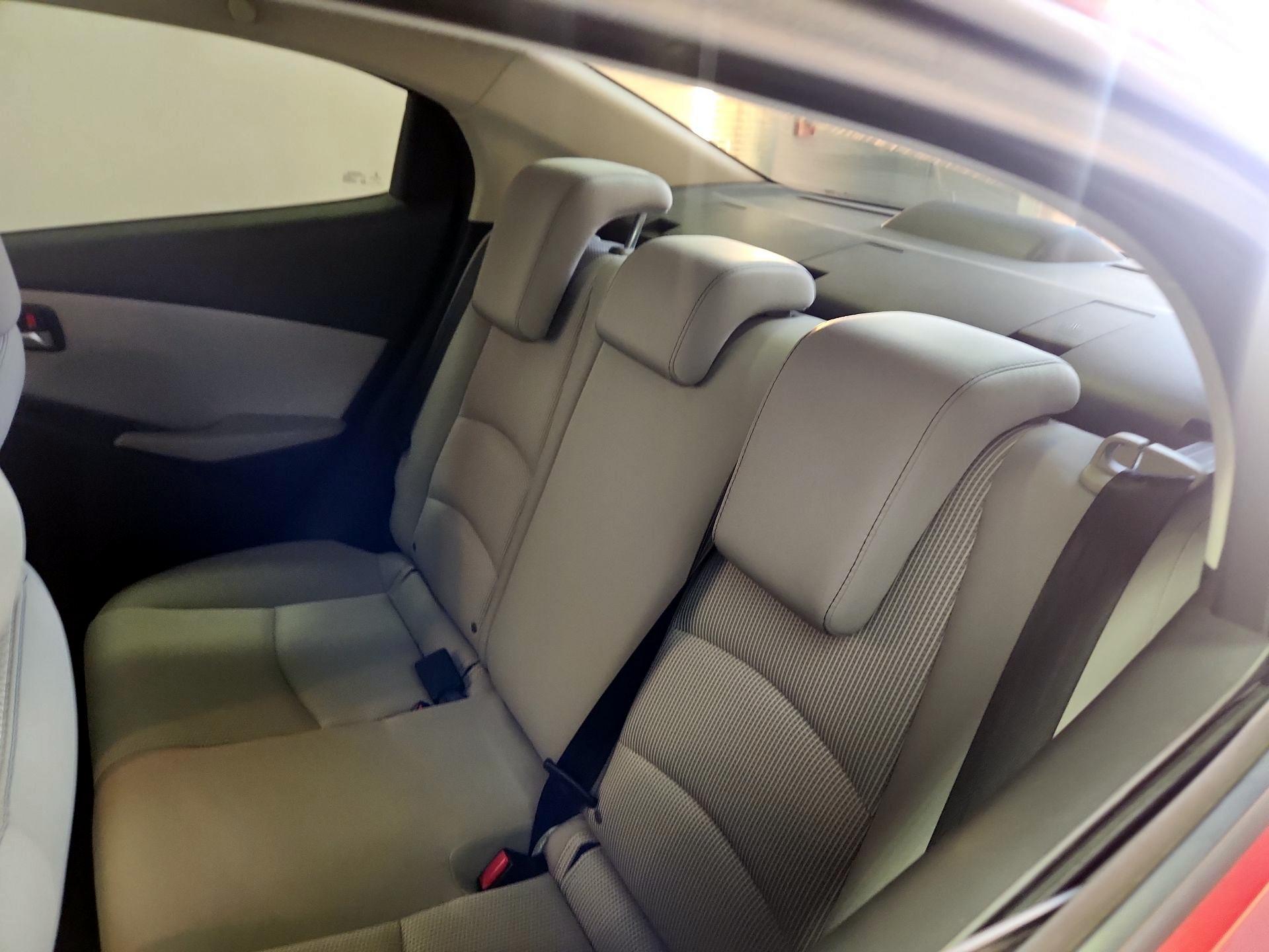 Thumbnail: 2019 Toyota Yaris - 19