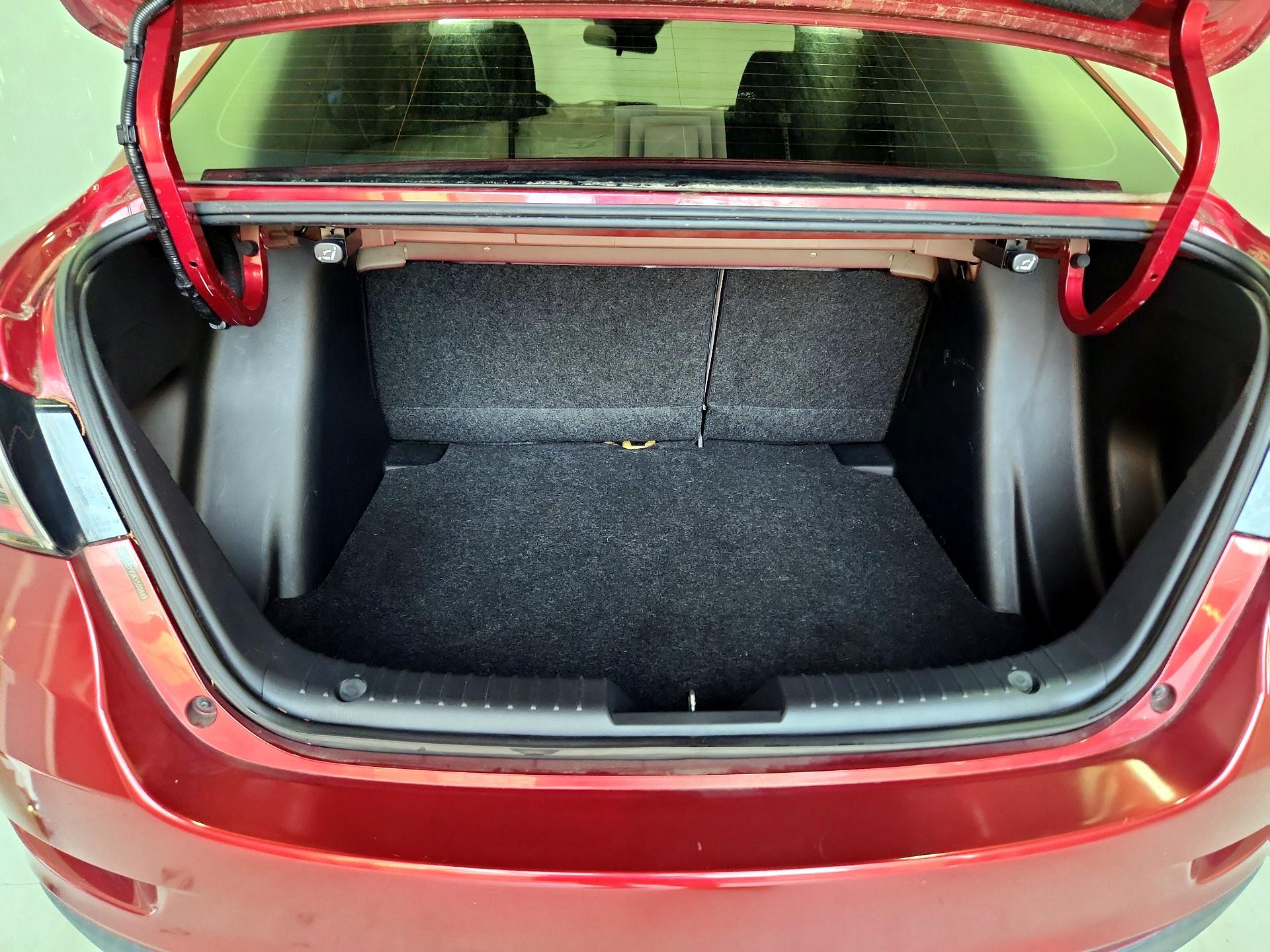 Thumbnail: 2019 Toyota Yaris - 20