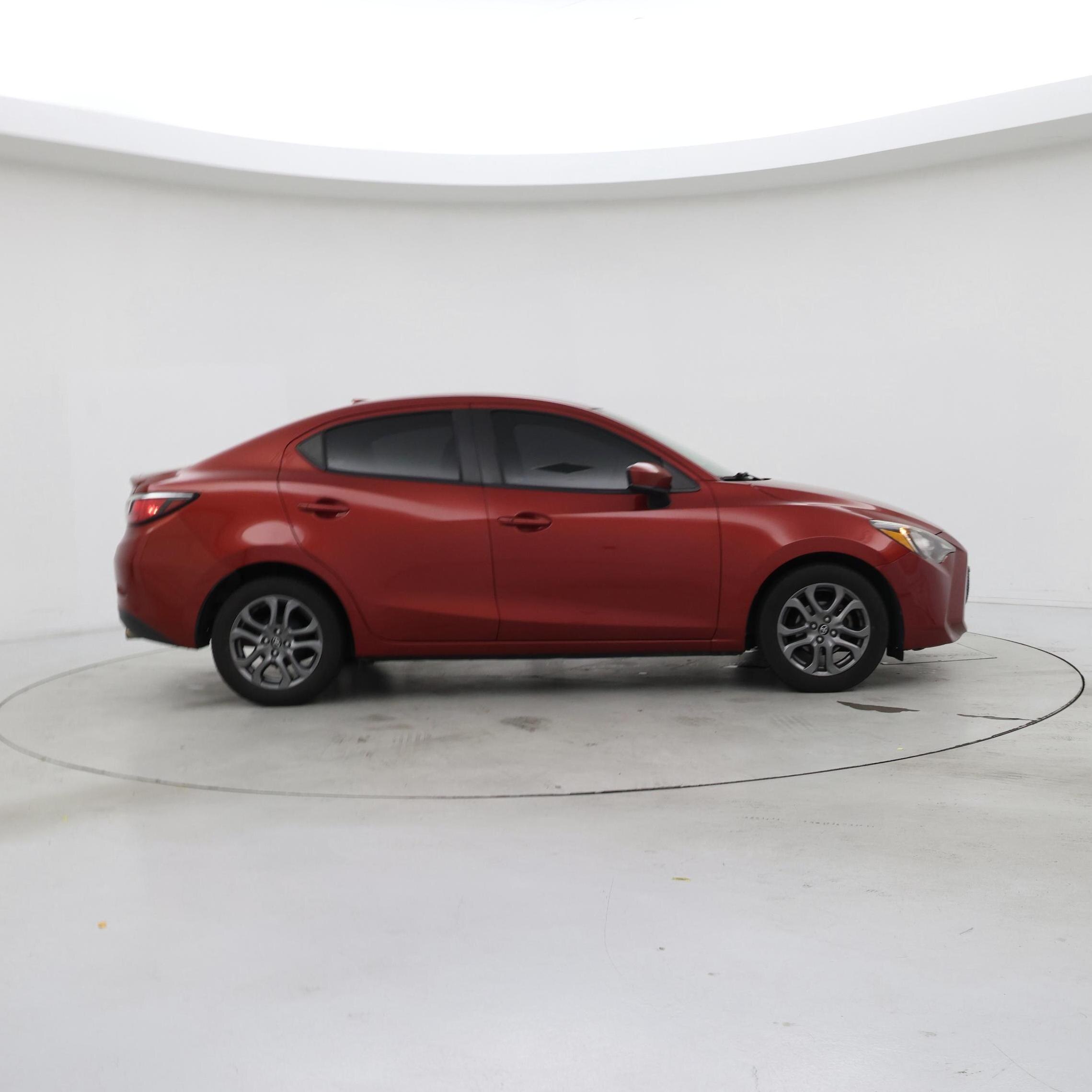 Thumbnail: 2019 Toyota Yaris - 7