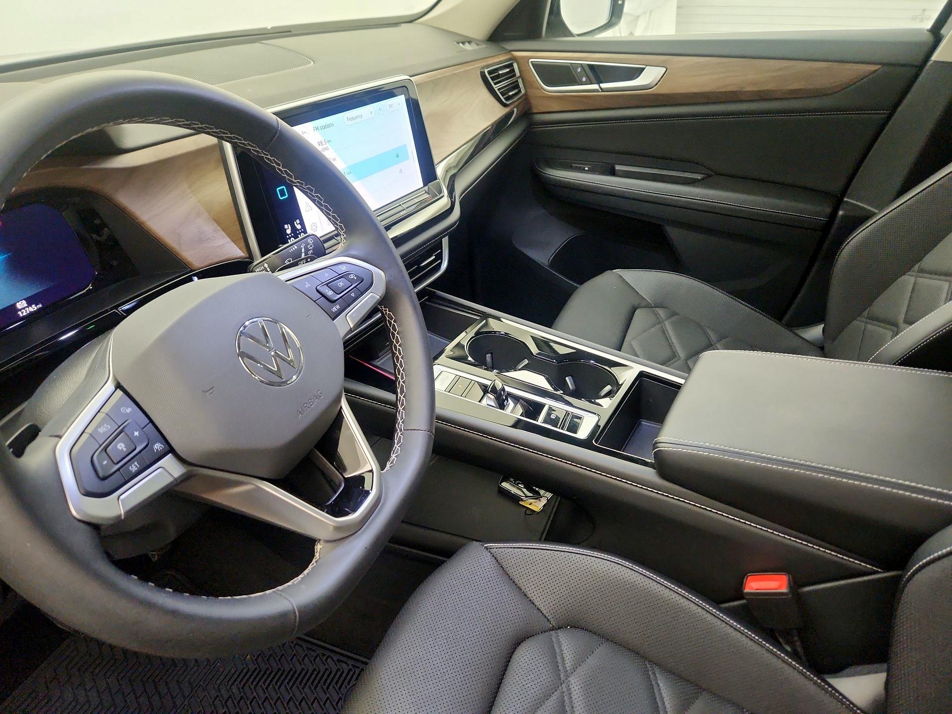 Thumbnail: 2024 Volkswagen Atlas - 11