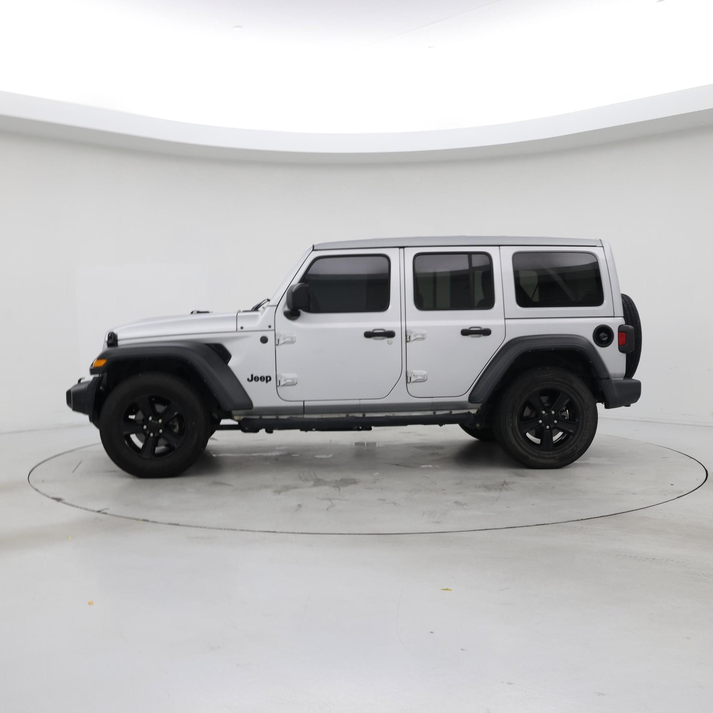 Thumbnail: 2023 Jeep Wrangler - 3