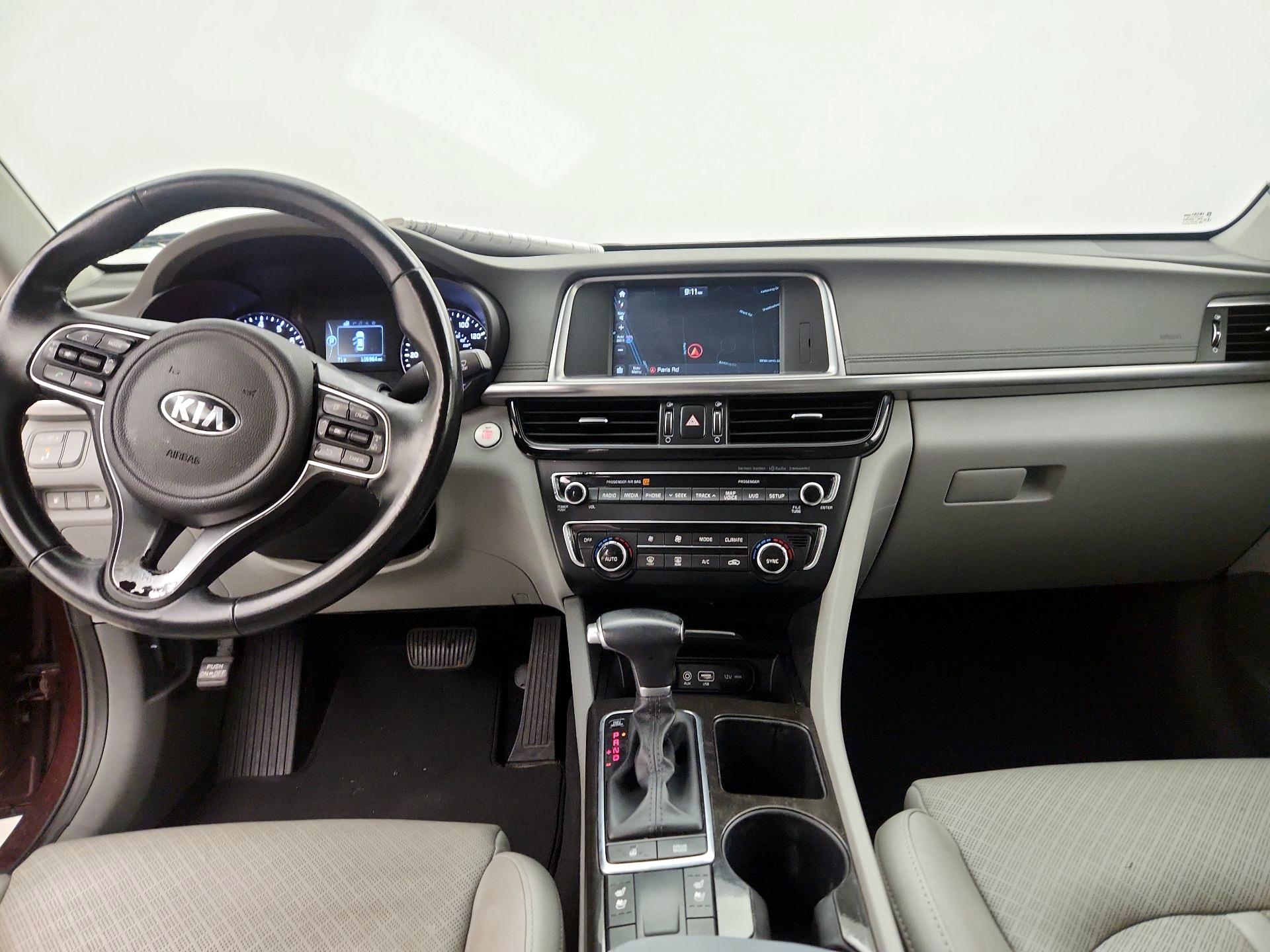 Thumbnail: 2016 Kia Optima - 9