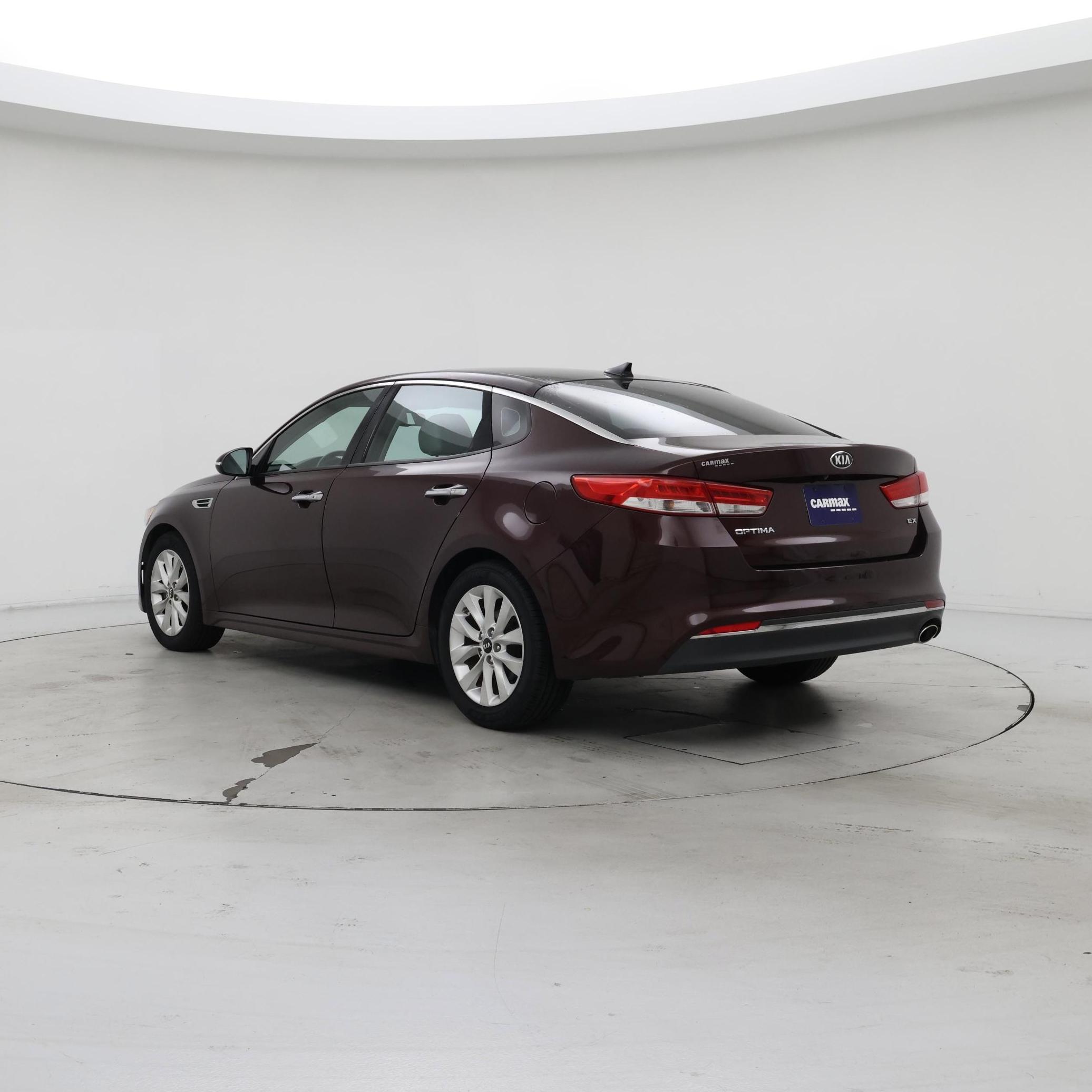 Thumbnail: 2016 Kia Optima - 2