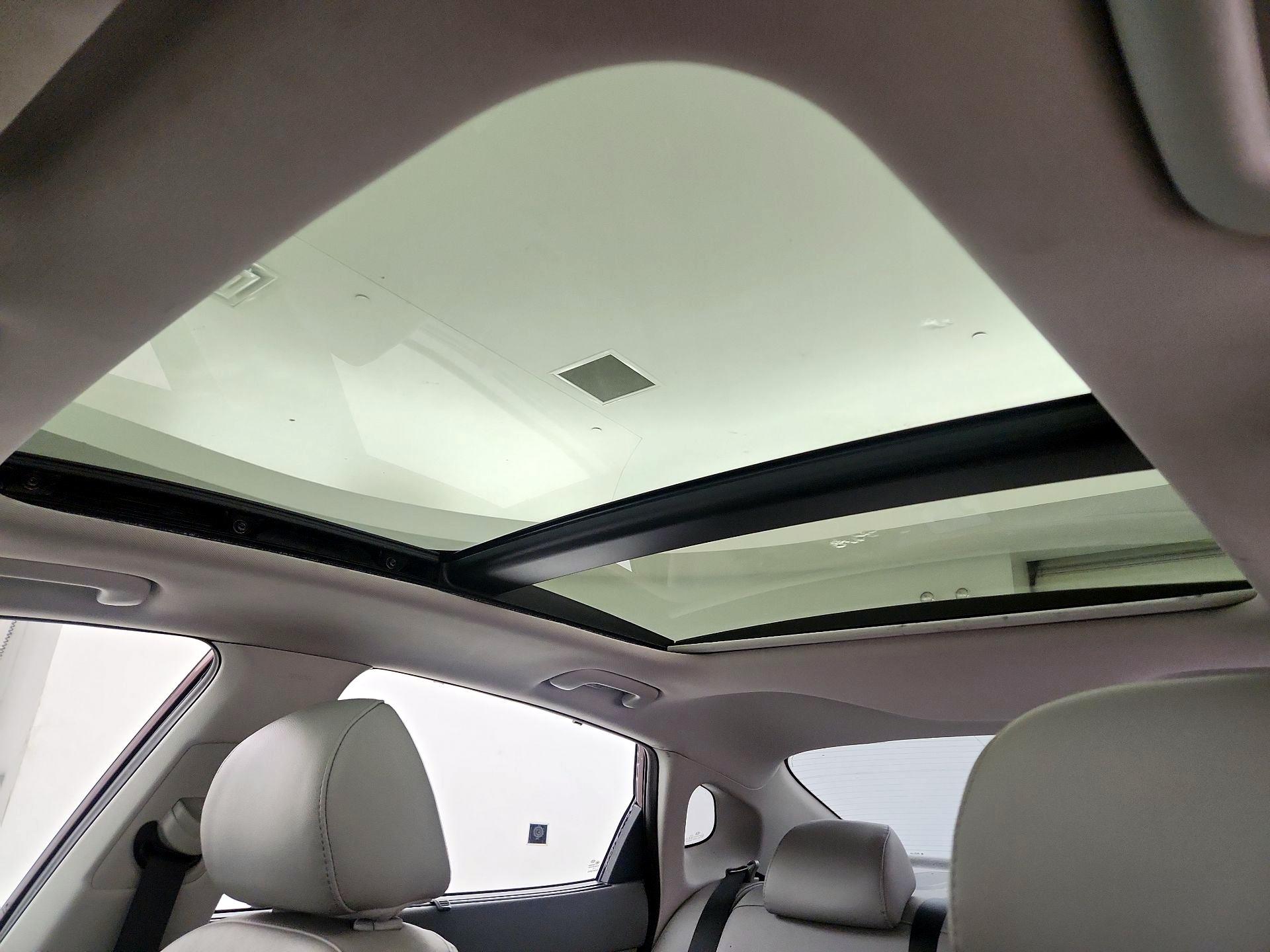 Thumbnail: 2016 Kia Optima - 20
