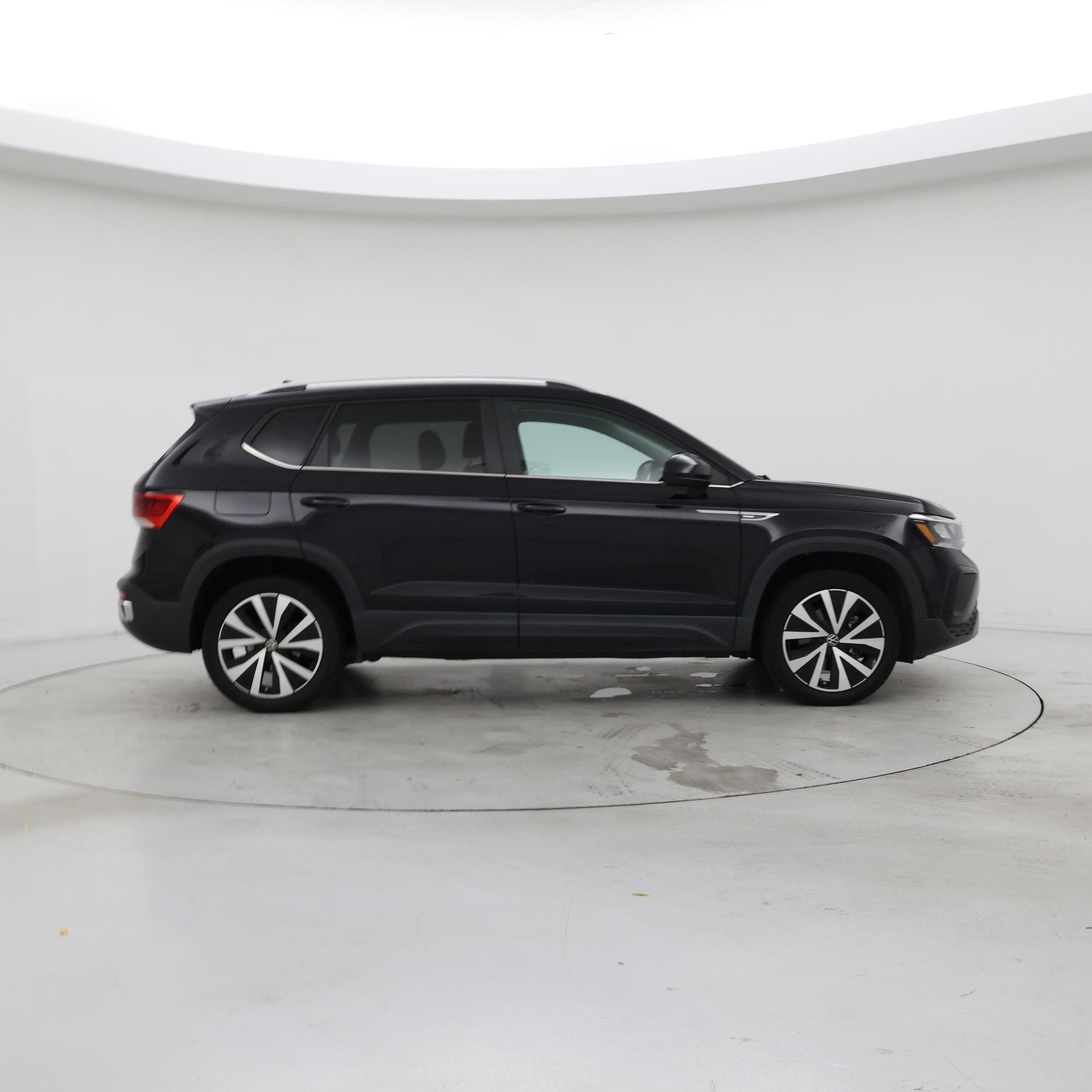 Thumbnail: 2022 Volkswagen Taos - 7