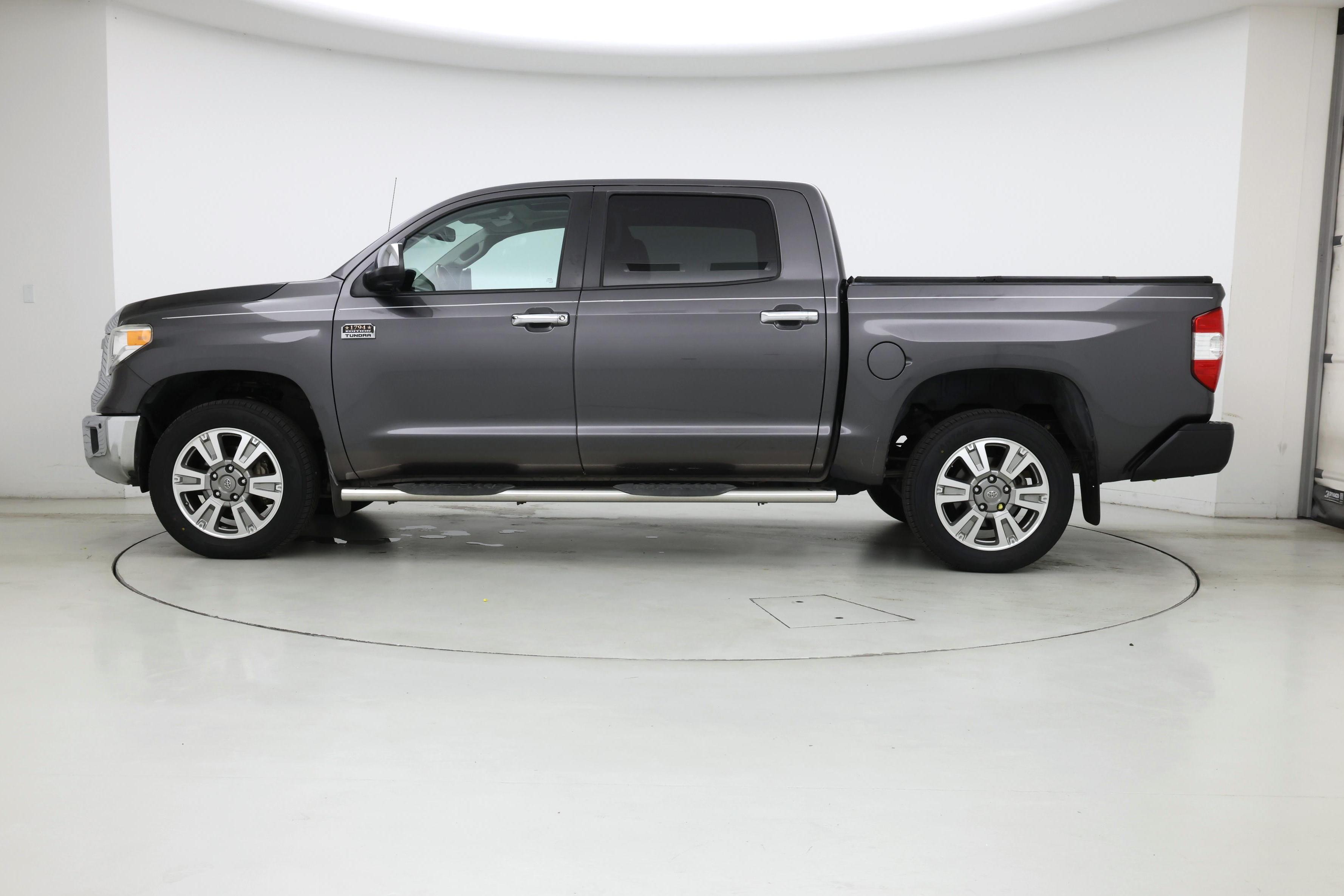 Thumbnail: 2015 Toyota Tundra - 3
