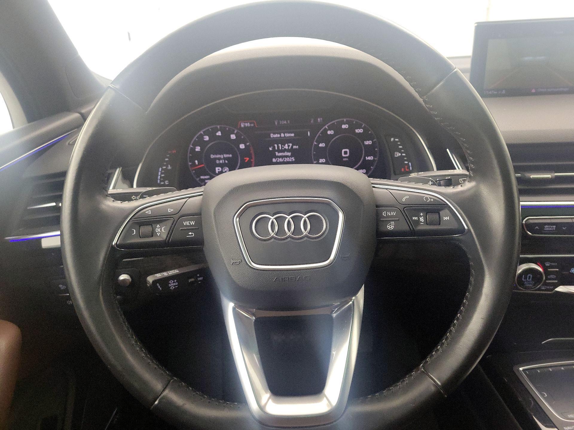 Thumbnail: 2017 Audi Q7 - 10