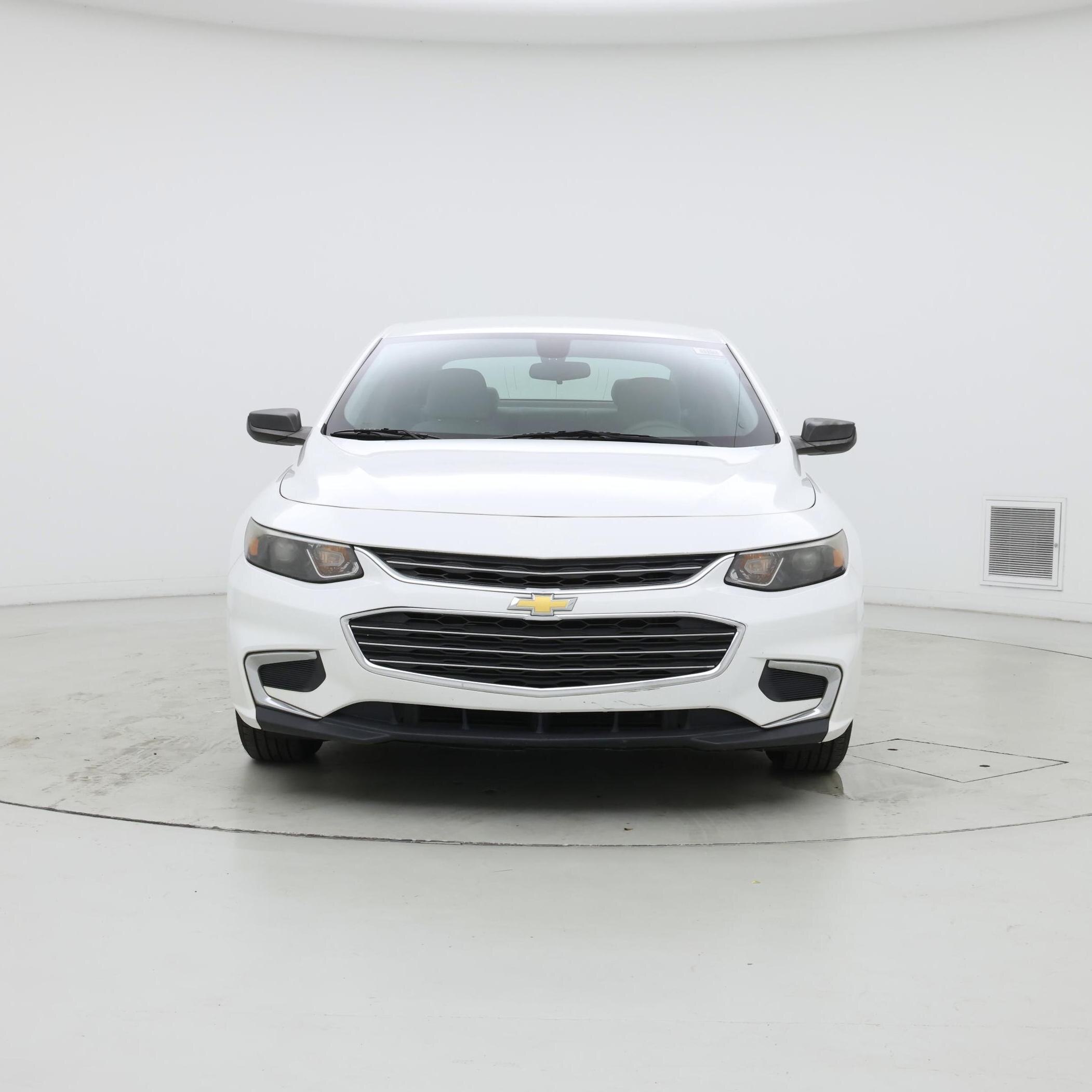Thumbnail: 2016 Chevrolet Malibu - 5