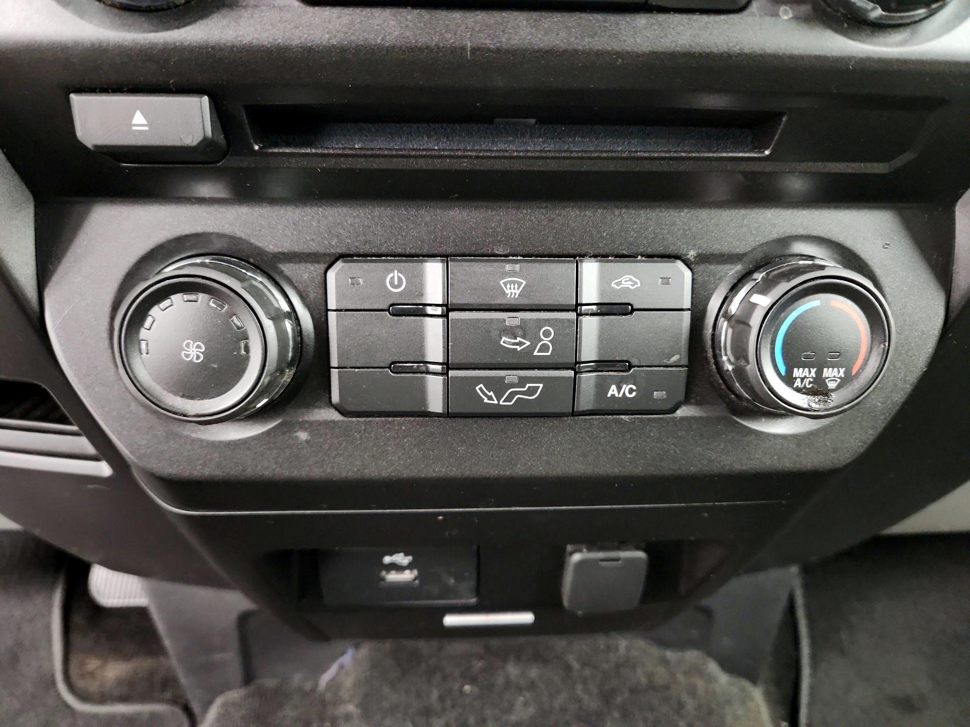 Thumbnail: 2018 Ford F-150 - 16