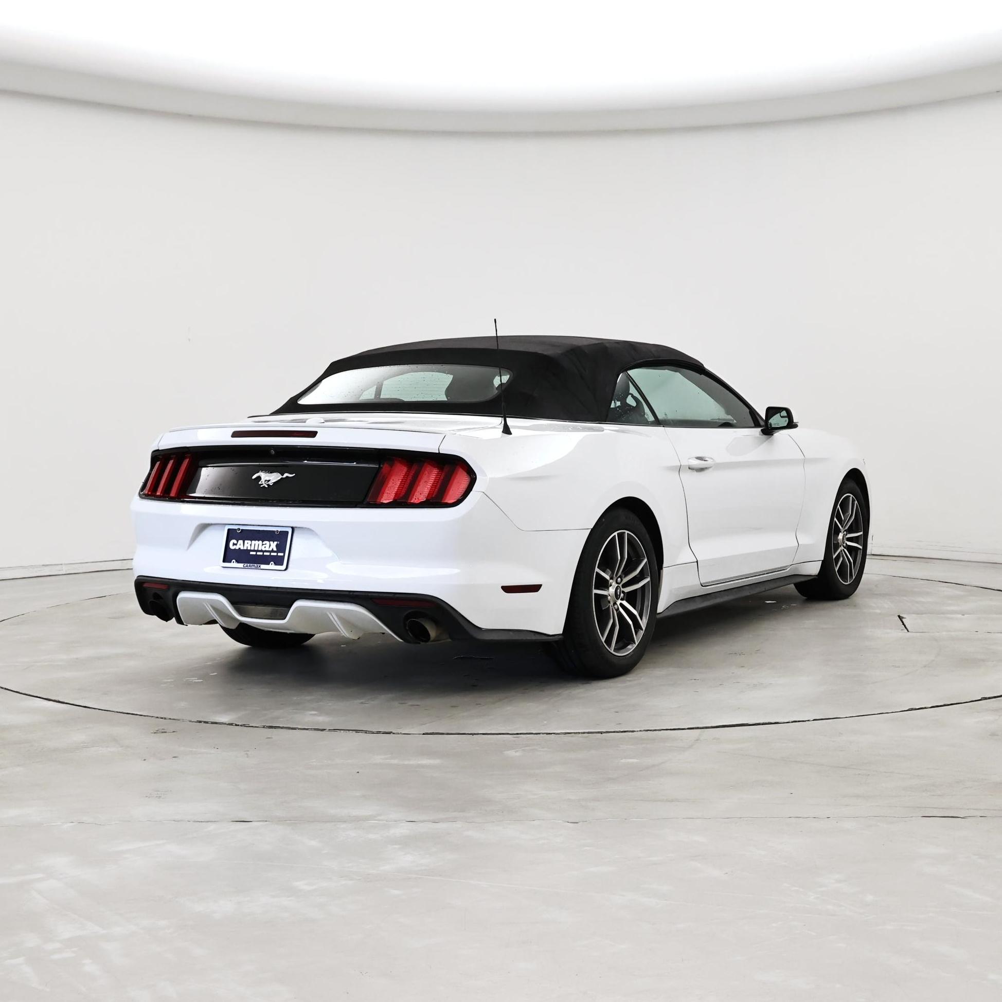 Thumbnail: 2017 Ford Mustang - 8