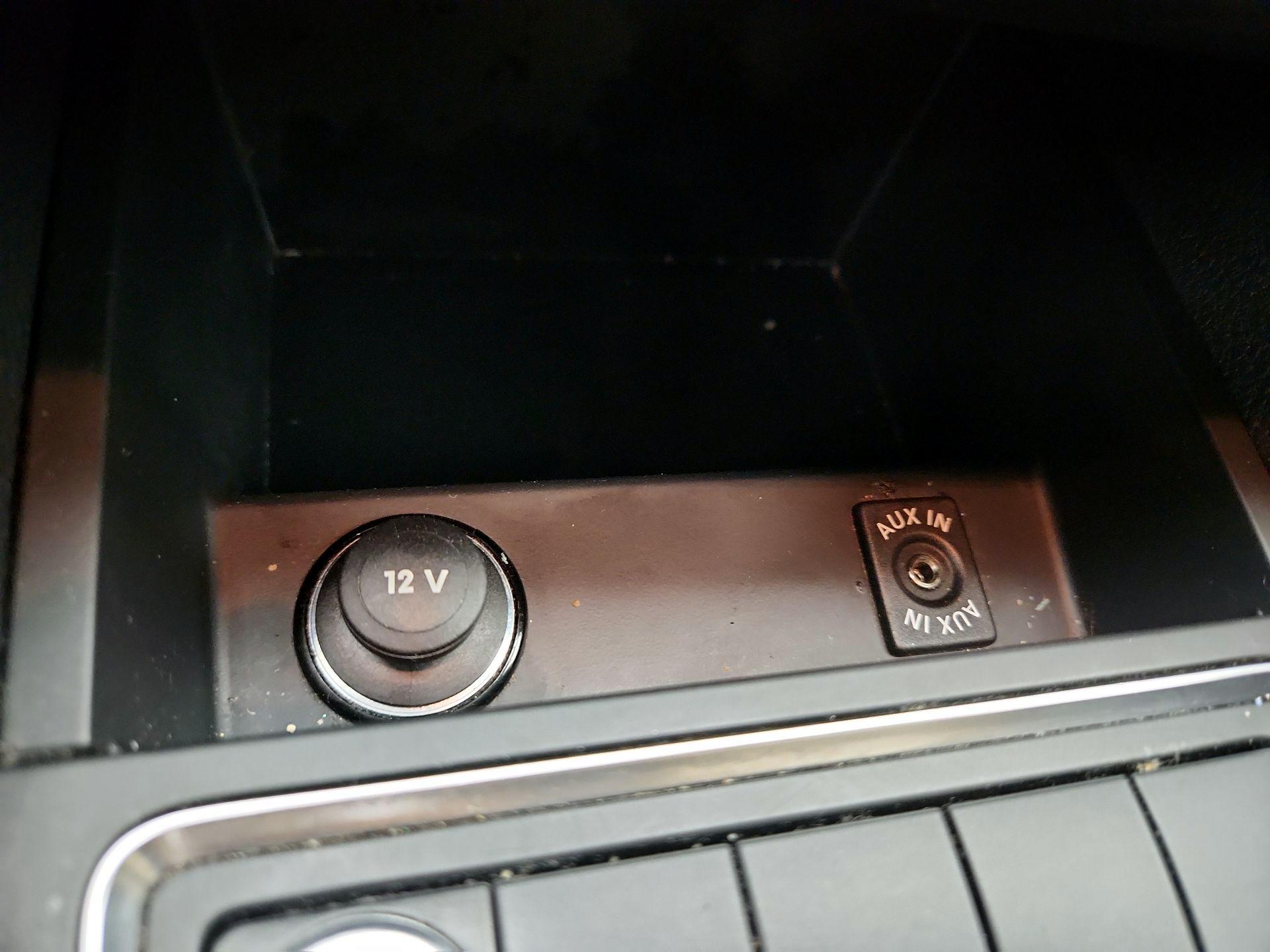 Thumbnail: 2015 Volkswagen Jetta - 18