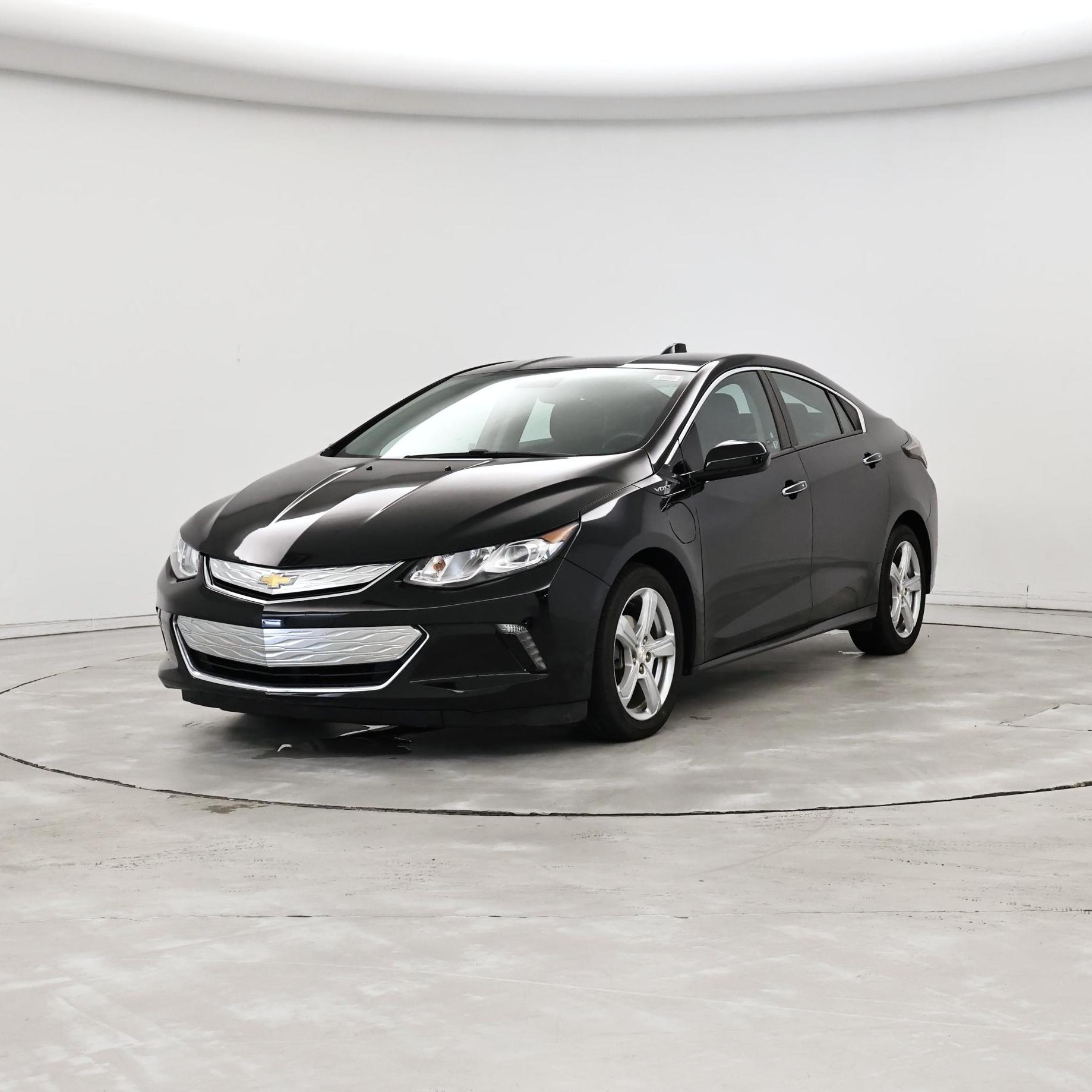 Thumbnail: 2017 Chevrolet Volt - 4