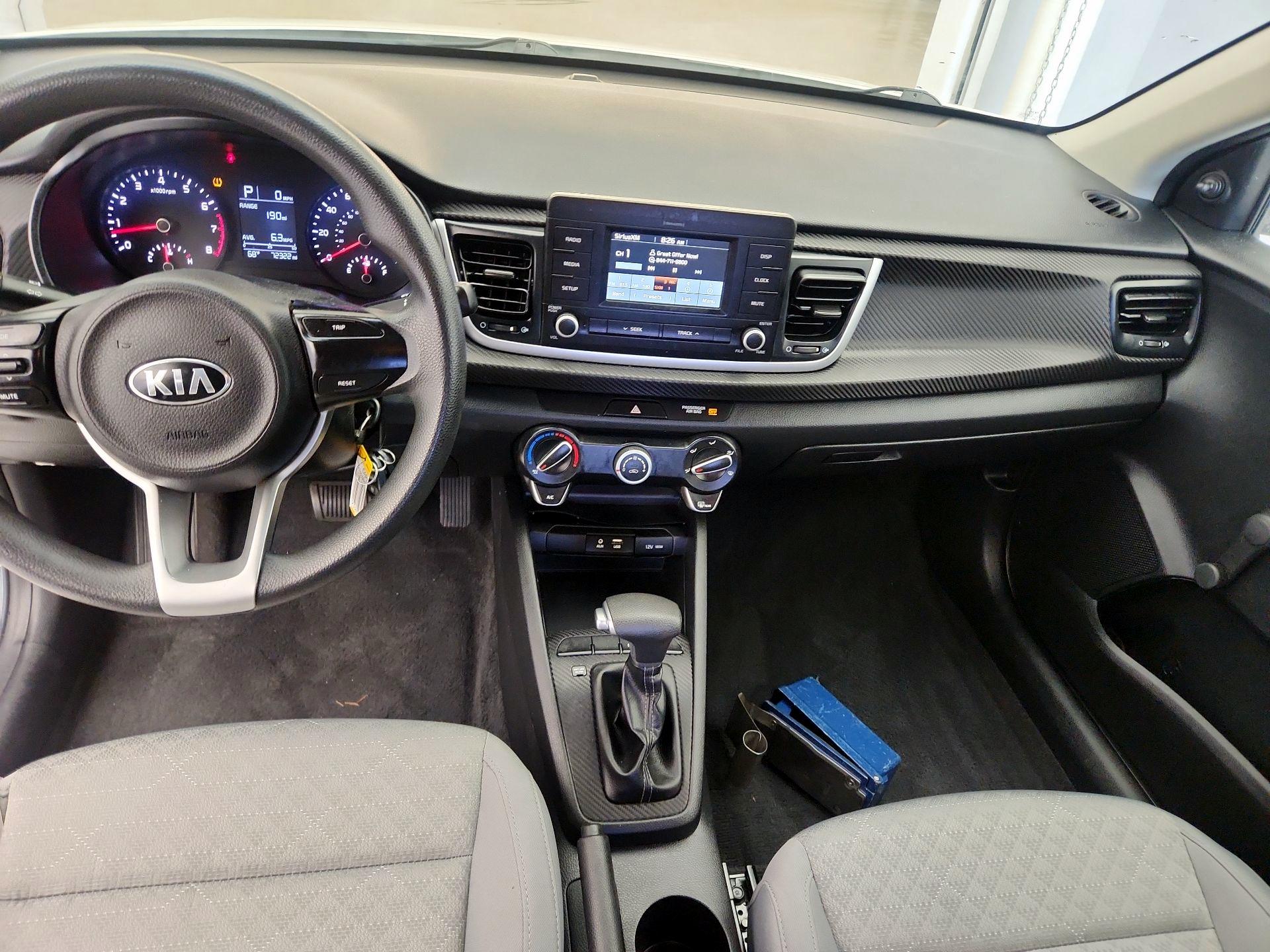 Thumbnail: 2018 Kia Rio - 9