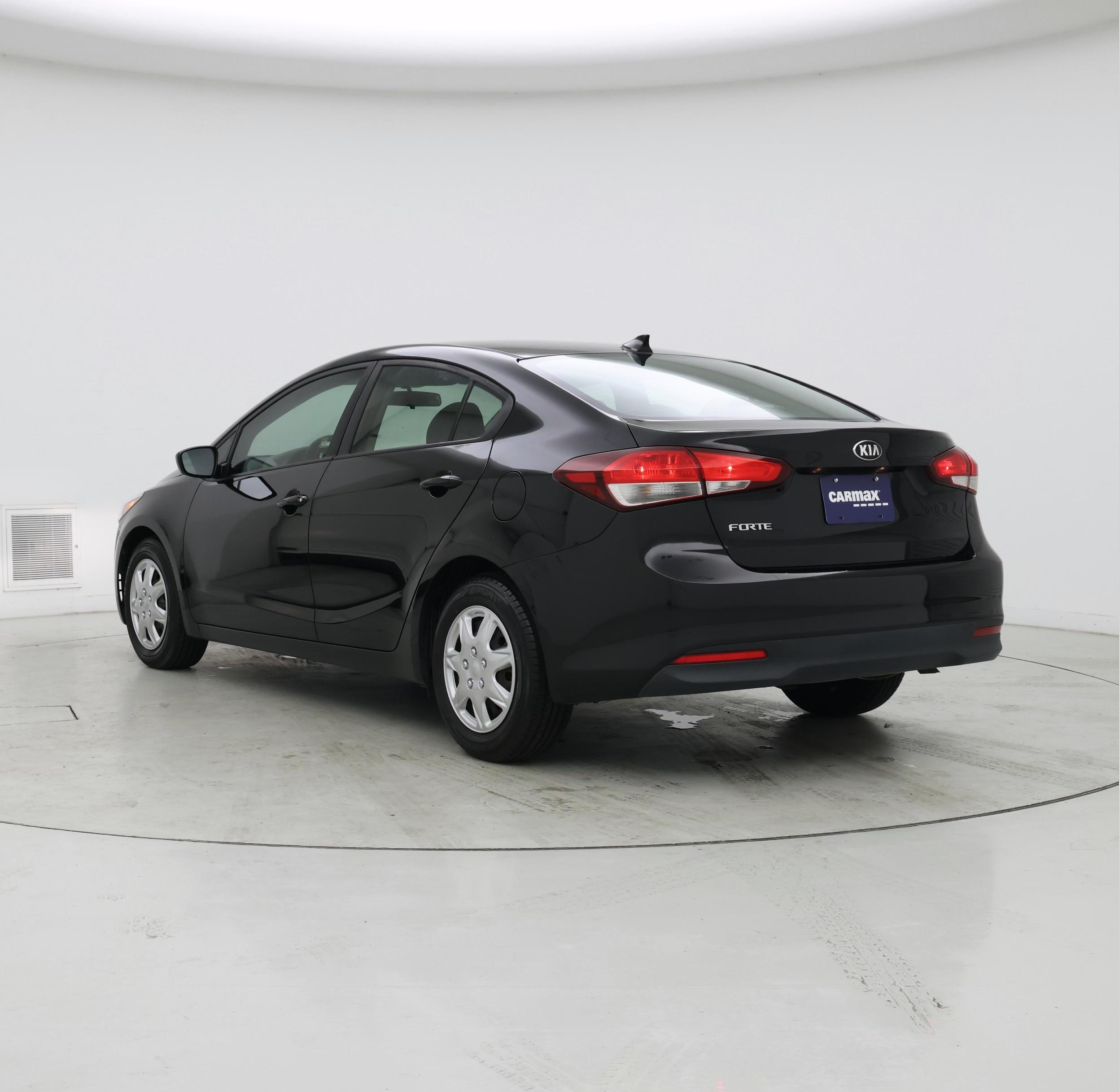 Thumbnail: 2017 Kia Forte - 2