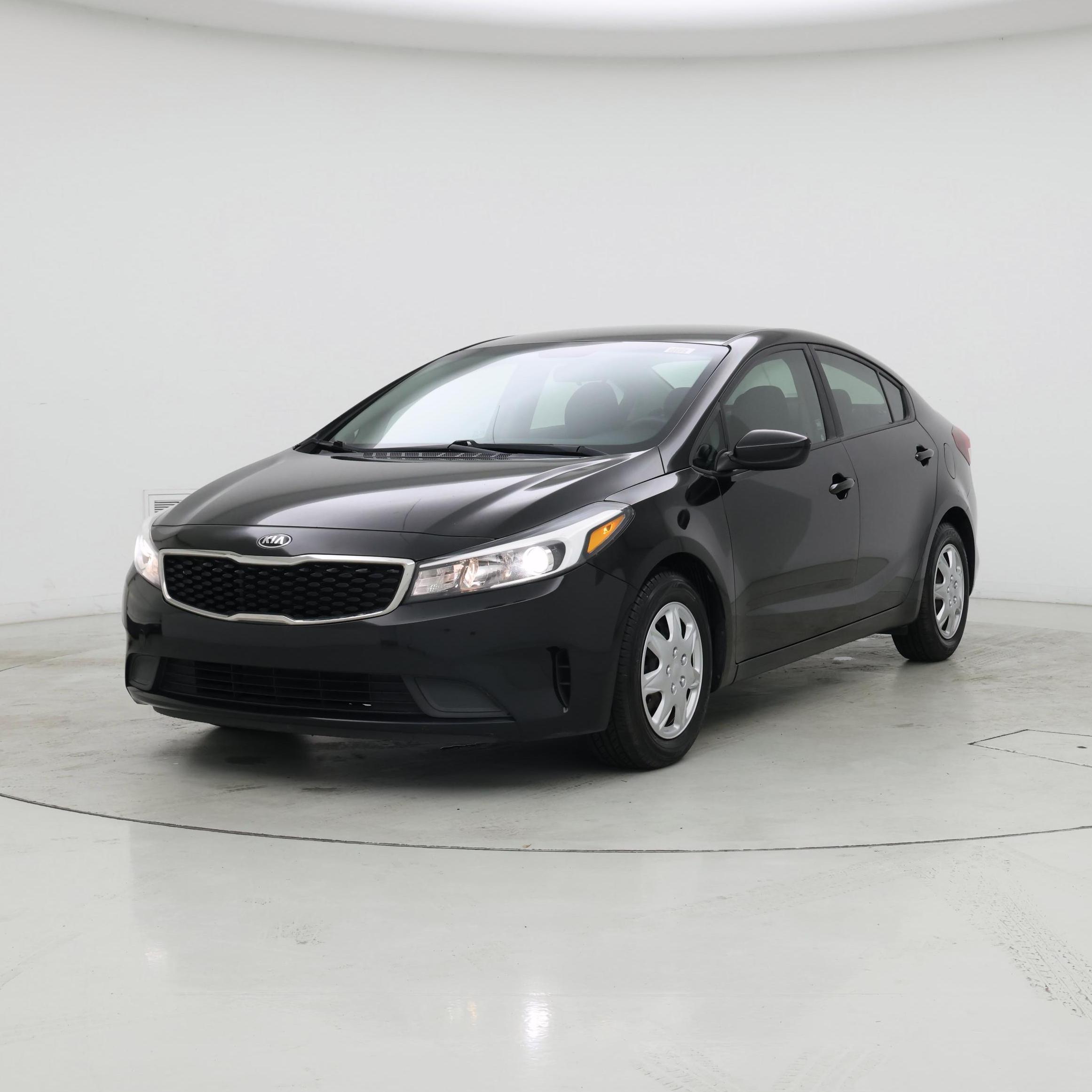 Thumbnail: 2017 Kia Forte - 4